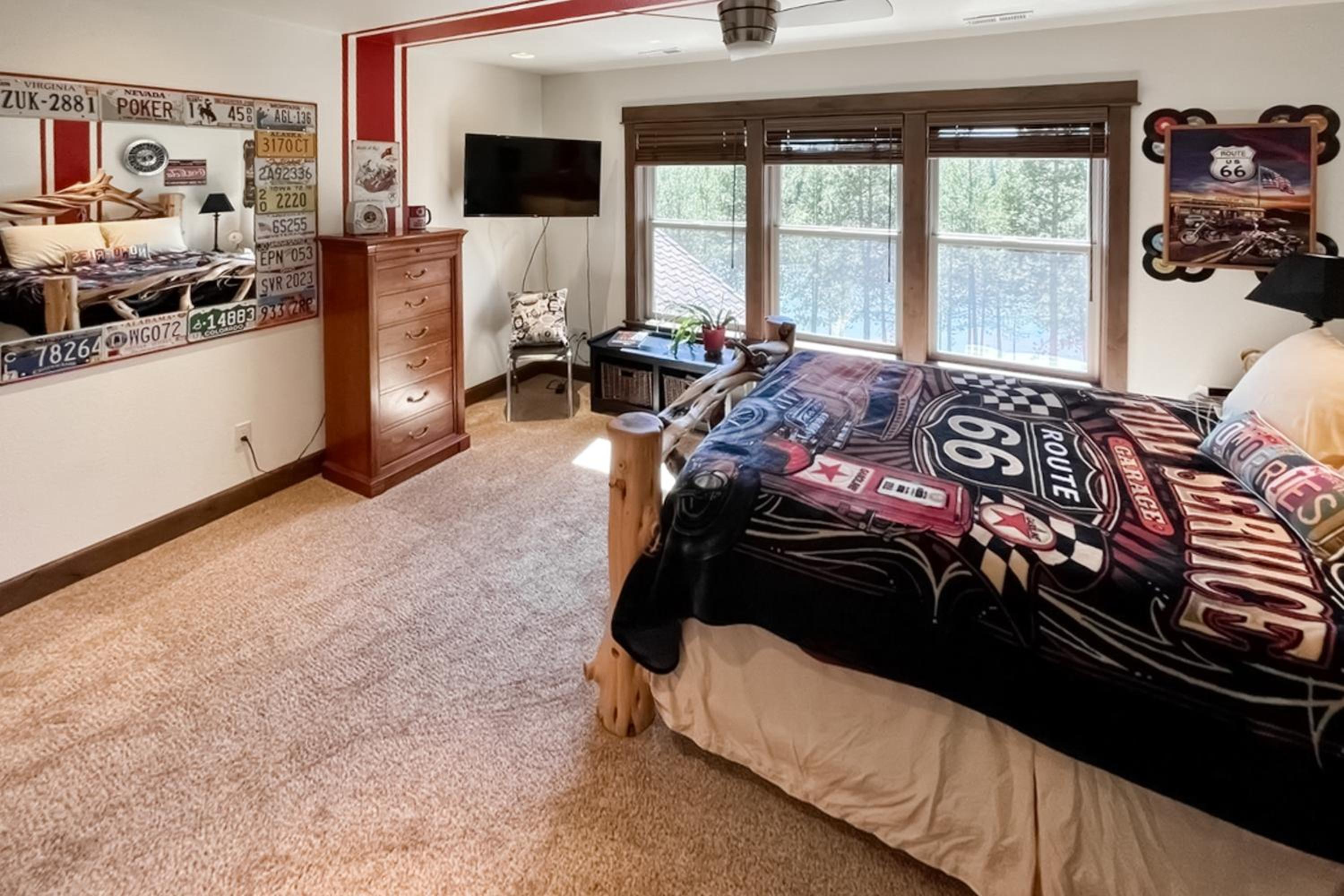 Anglers Oasis! Group-Friendly Deschutes River Gem