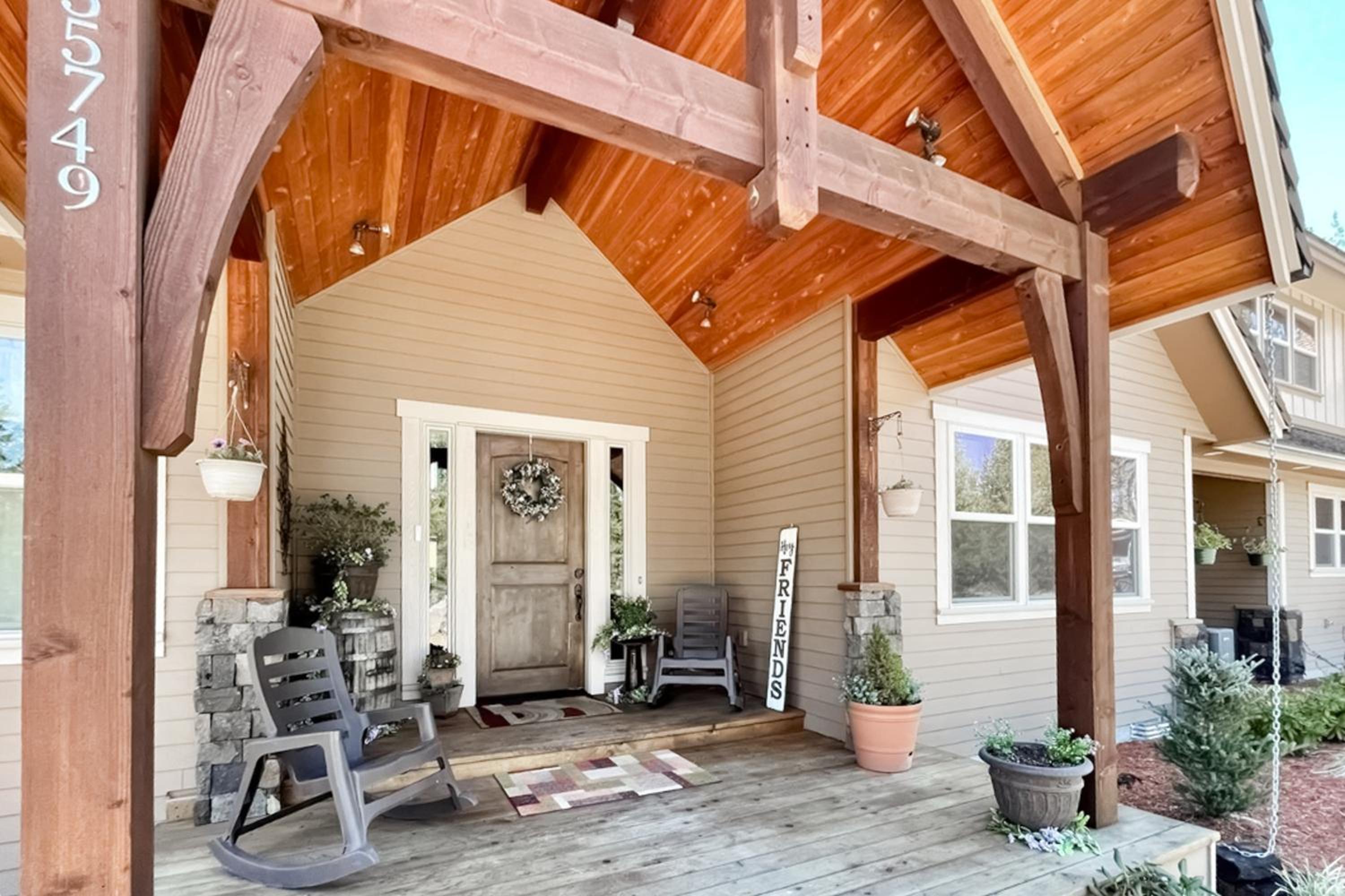 Anglers Oasis! Group-Friendly Deschutes River Gem
