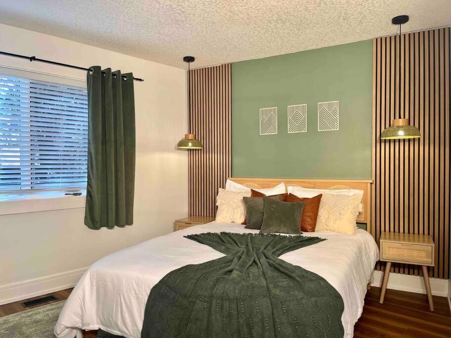 Verde Vista - Steam Shower - Theatre - Ping-Pong