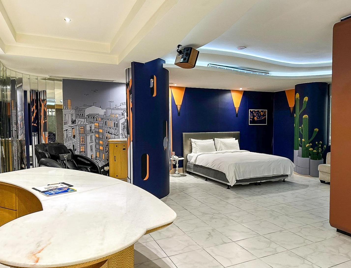 hotel room
