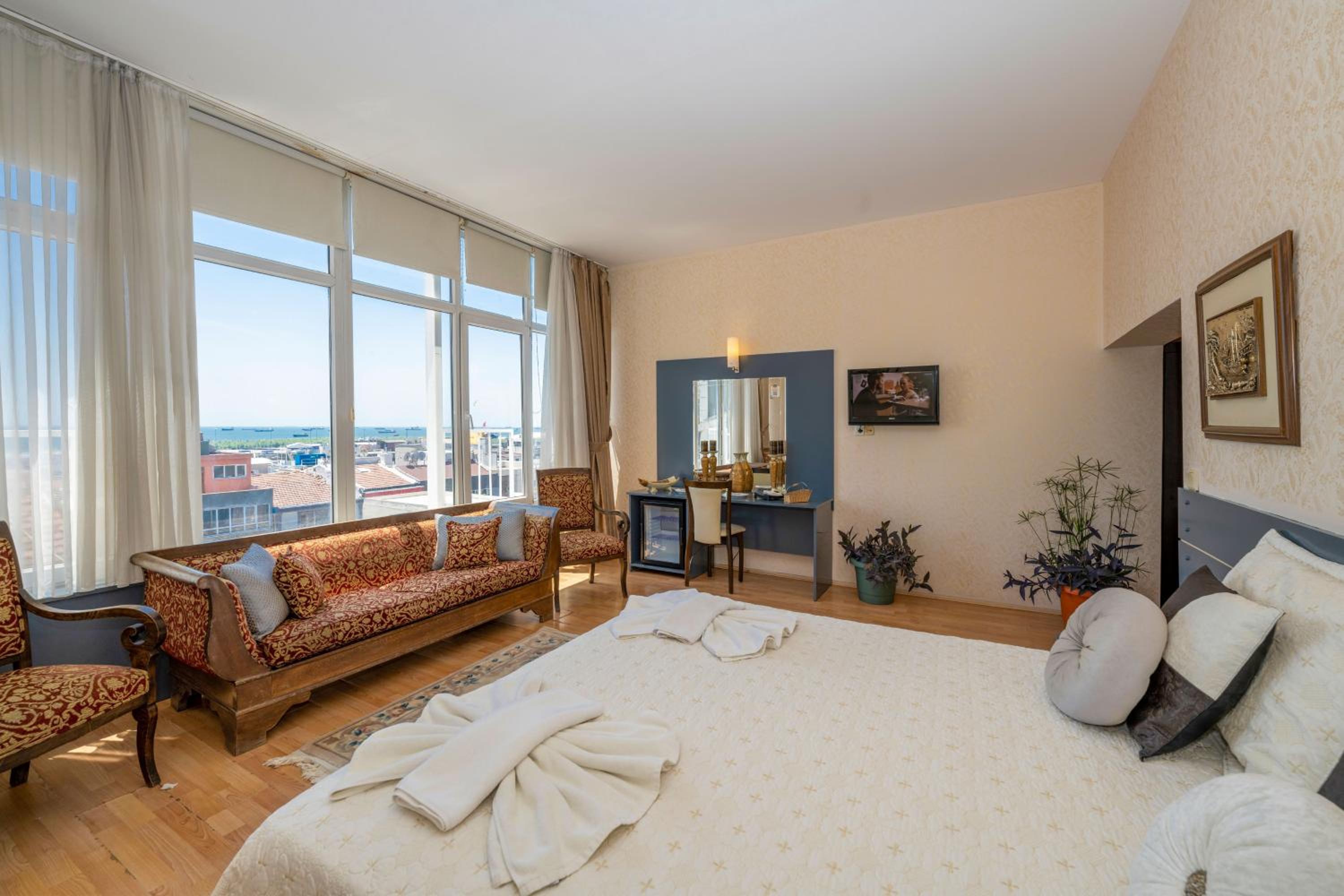 Grand Ons Otel - Image 6