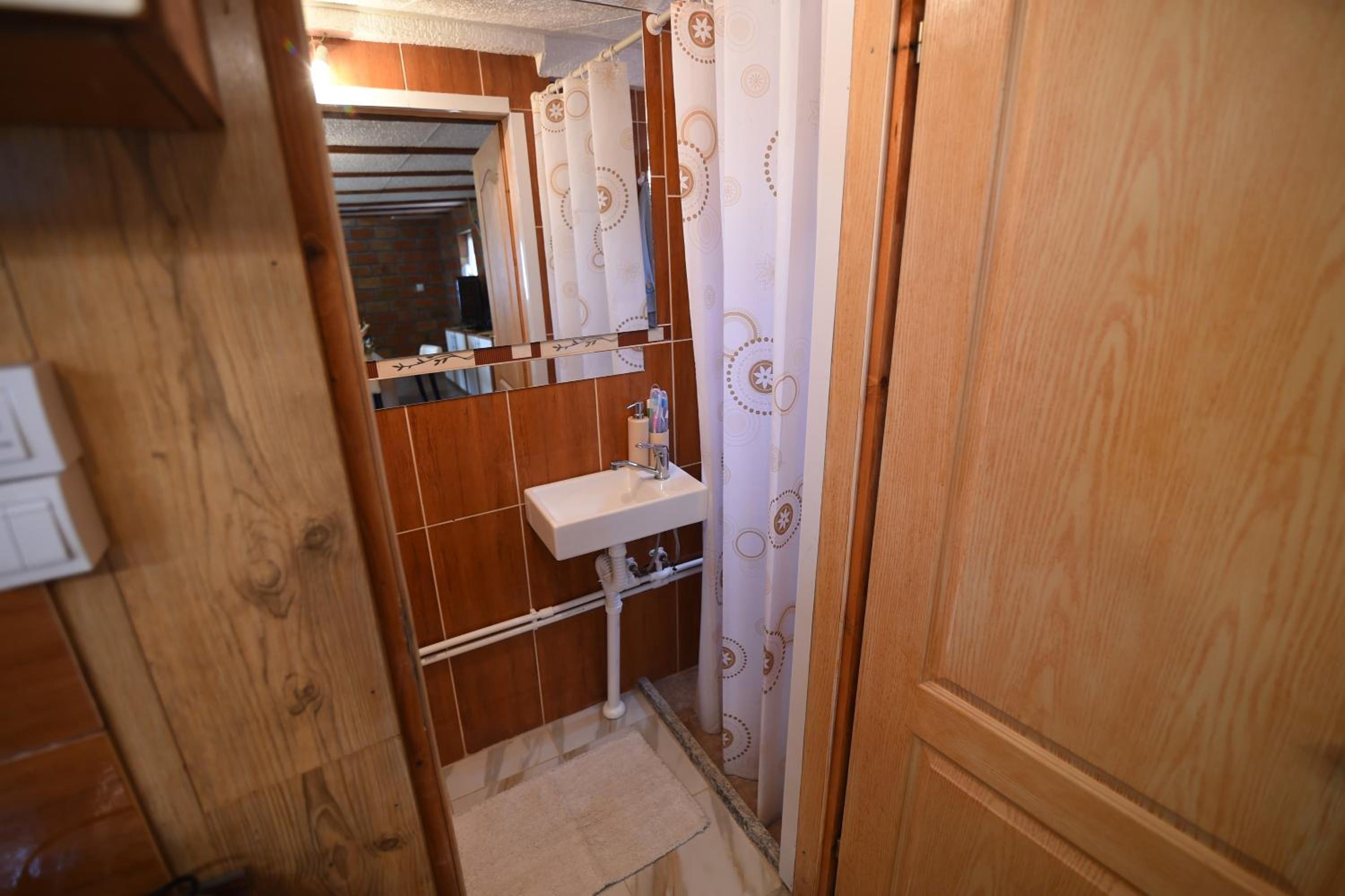 Photo 28