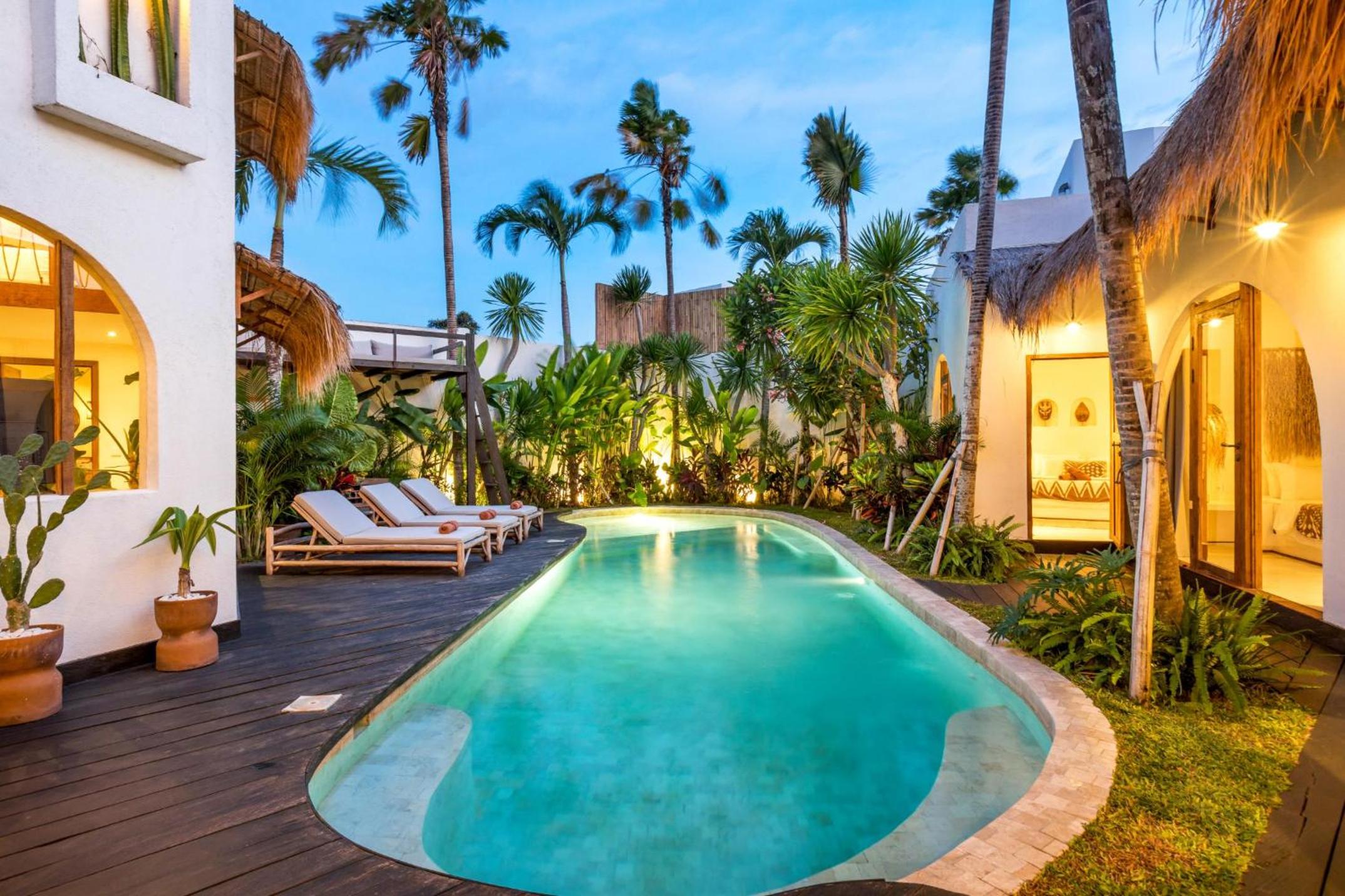 Villa Marbella - Stunning Chic 4BR Villa in Umalas, Private Retreat Next to Canggu