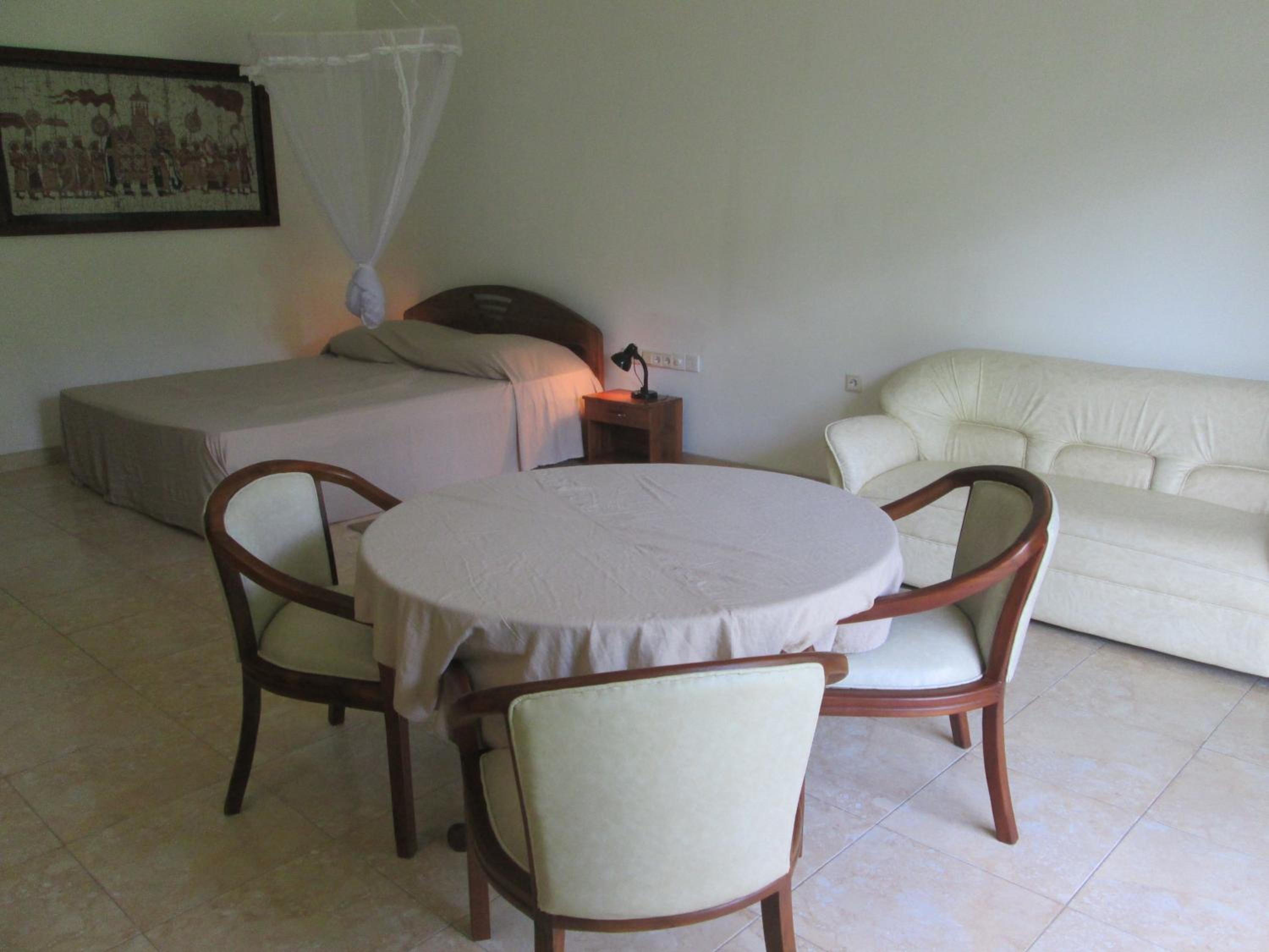 Raja Beach Hotel