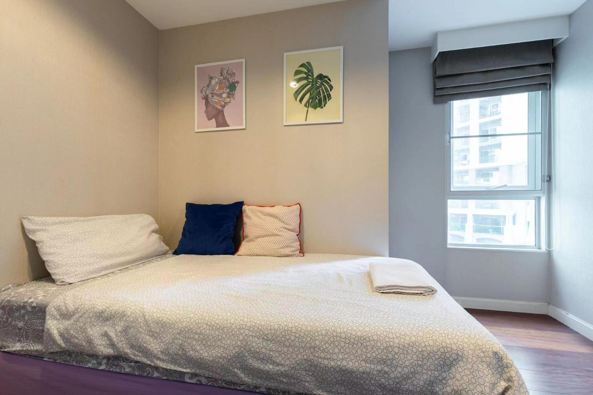 MRT rame9 Jodd Fairs night market, walk for a few minutes, two bedrooms and two bathrooms