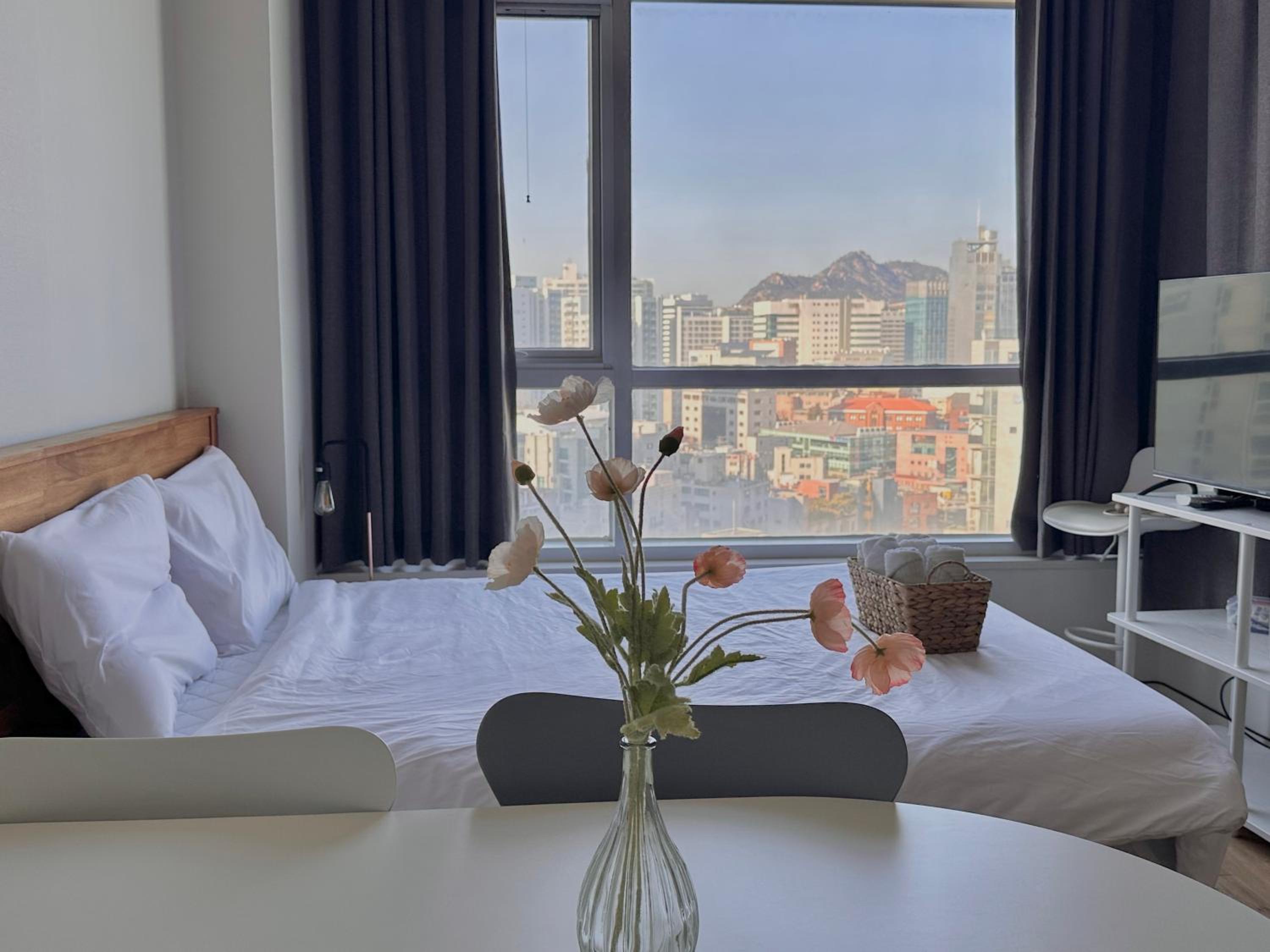 hotel room