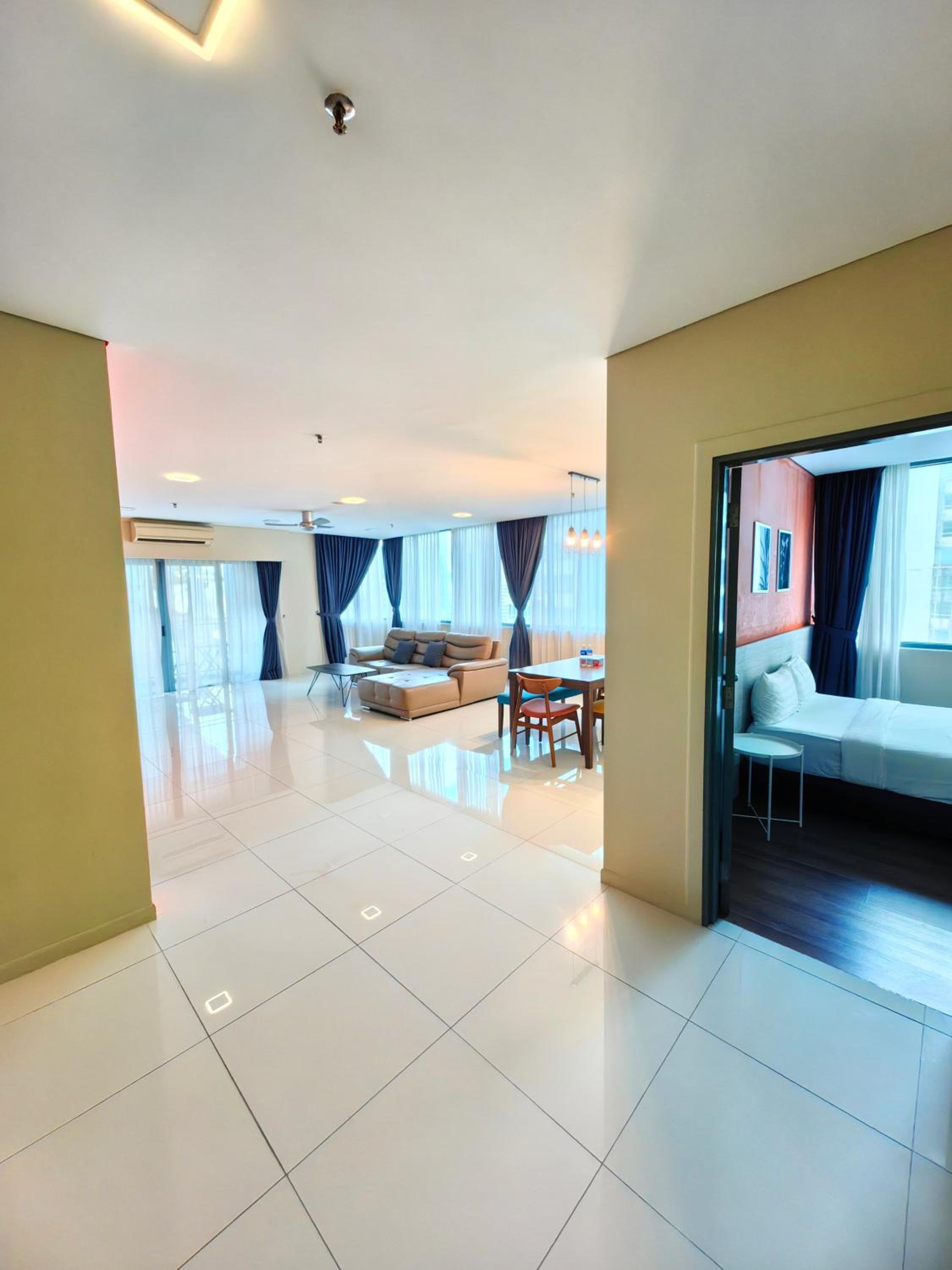 Summer Suites by Moon Orchid