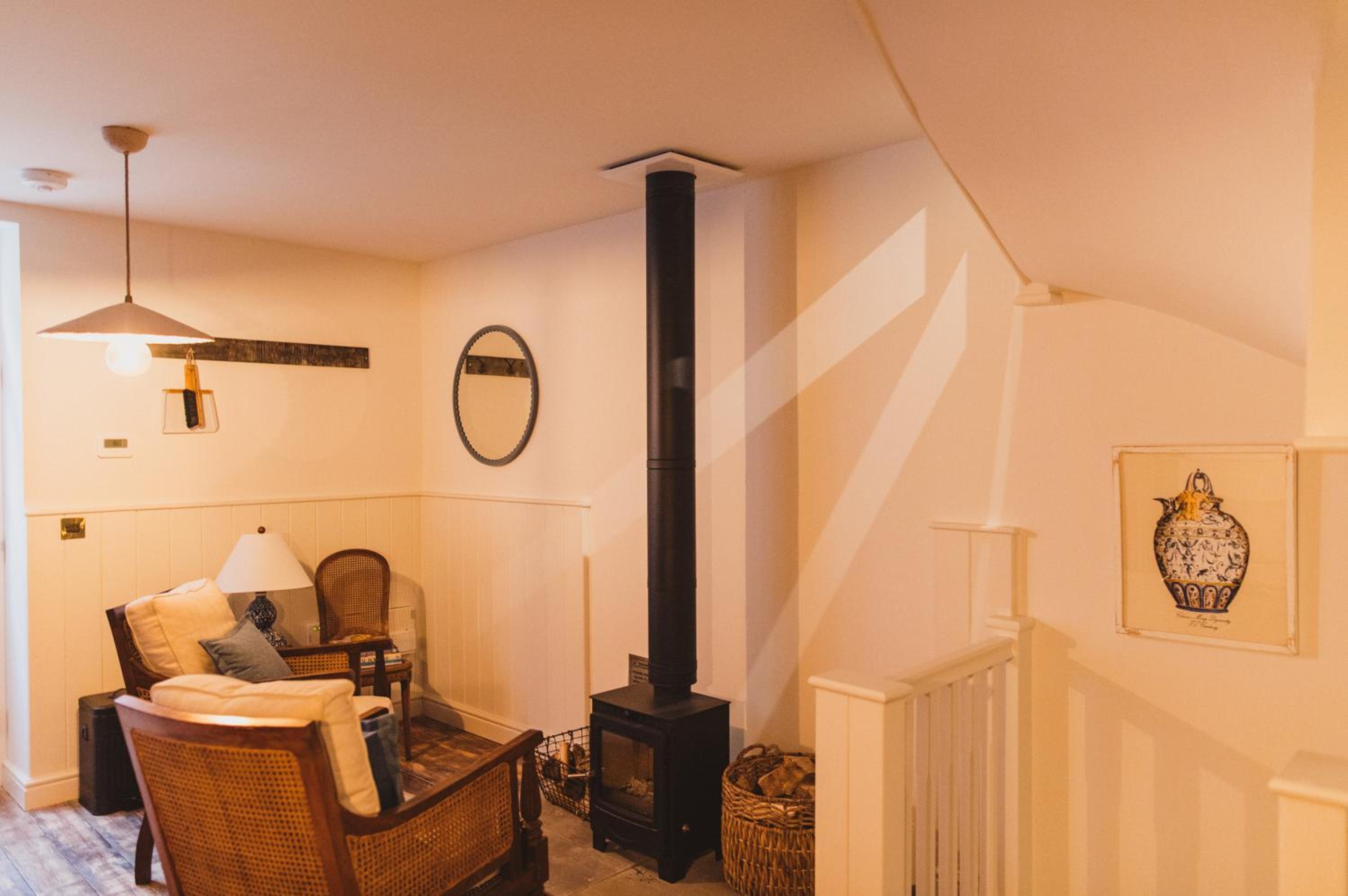 Buckingham Mews _ Rockpool Cottage 5 view 5
