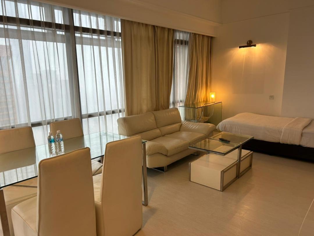 APARTMENT by Times Square KL