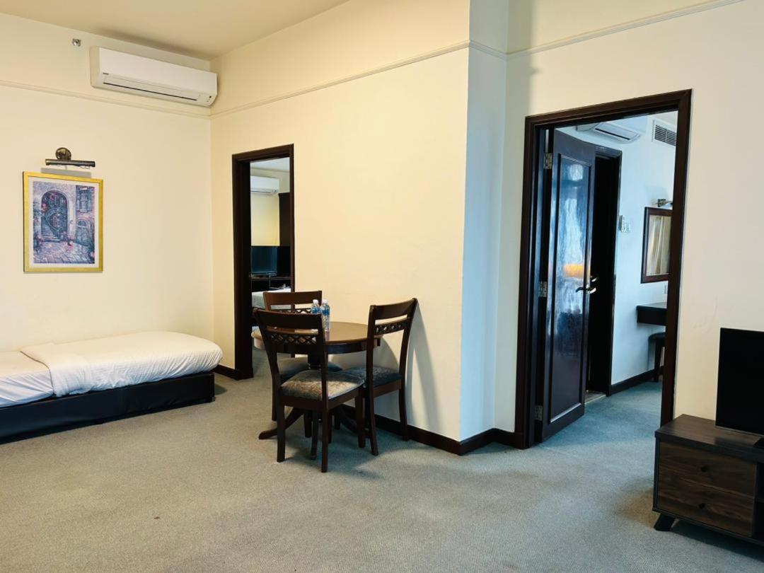 APARTMENT by Times Square KL