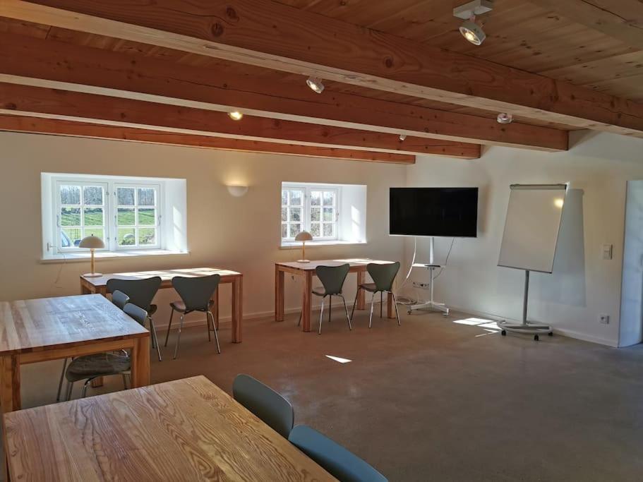 meeting & event spaces