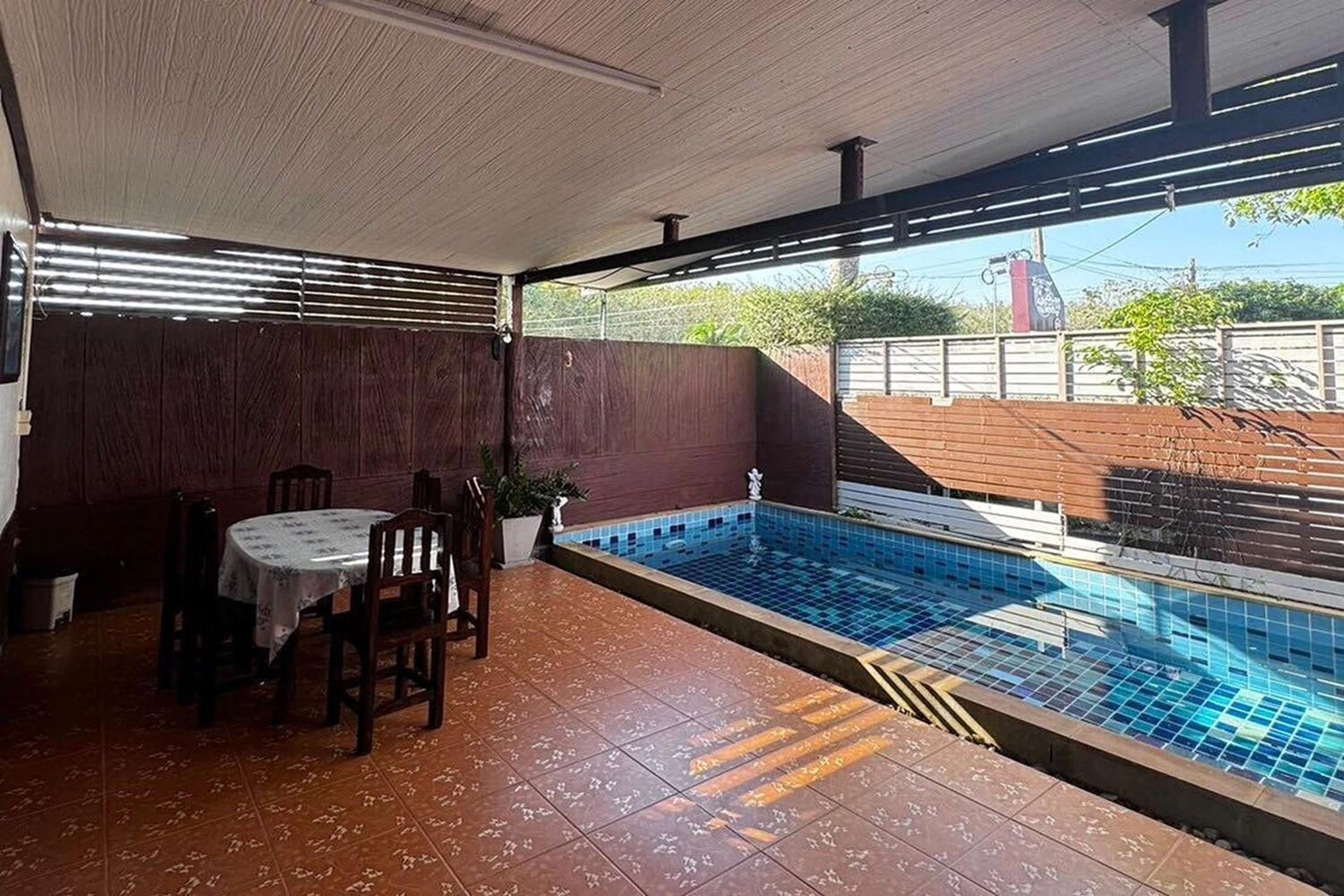 Ozone Resort & Pool Villa