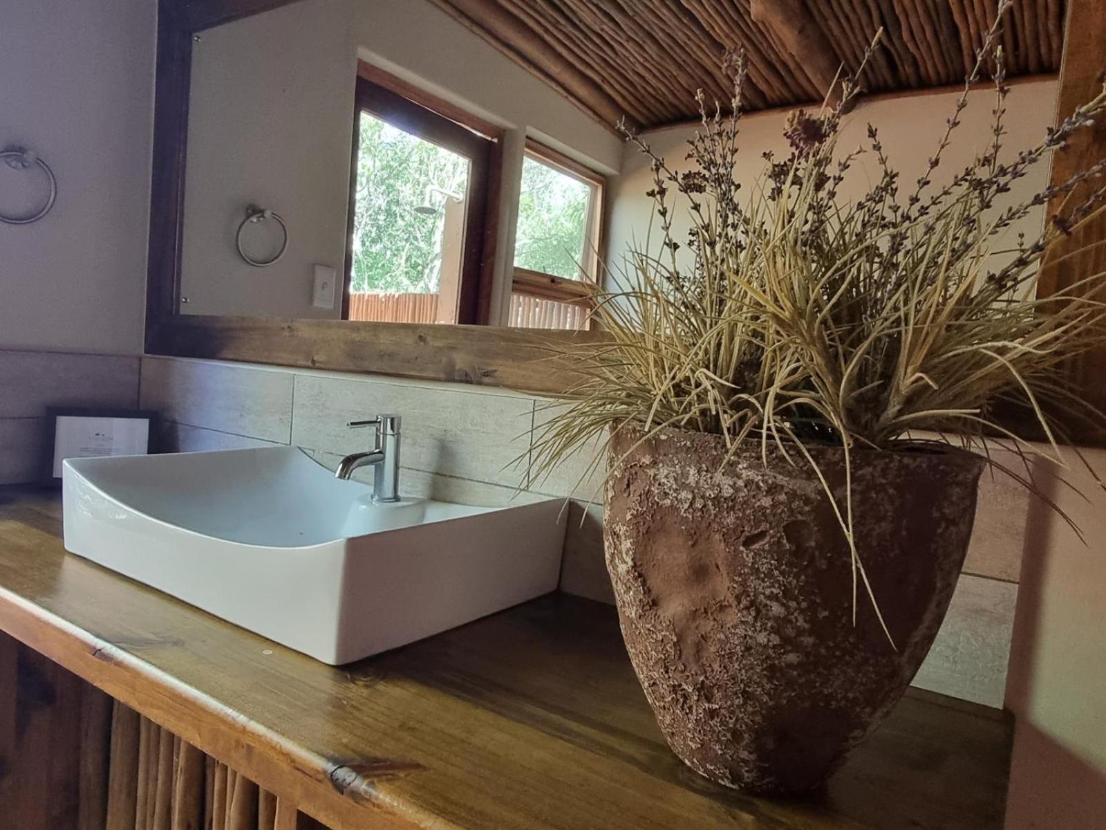 Paradise River Lodge