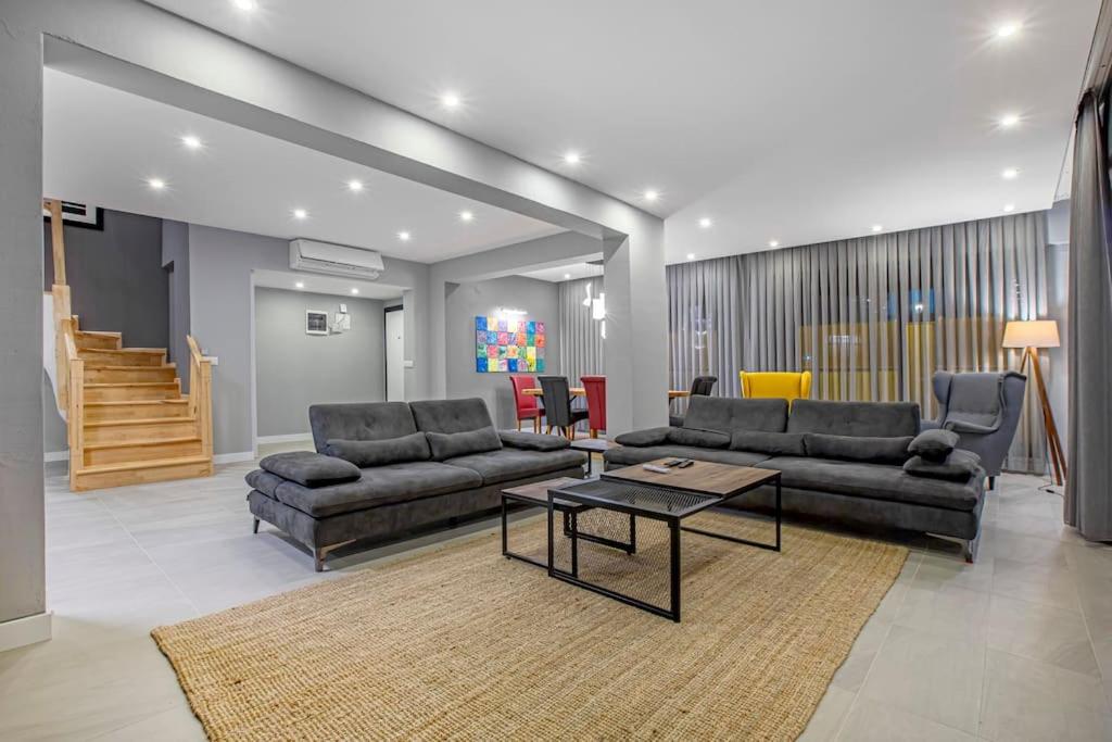 Hotel Near By The Land Of Legends , Villa BATiATUS - Image 1