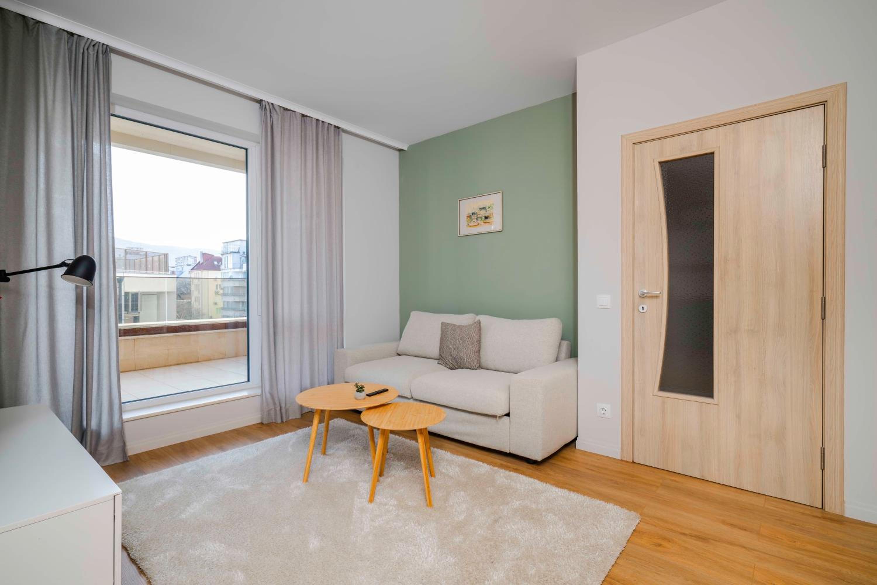 Modern and Central 1BD Flat with Balcony by Flat Mаnager