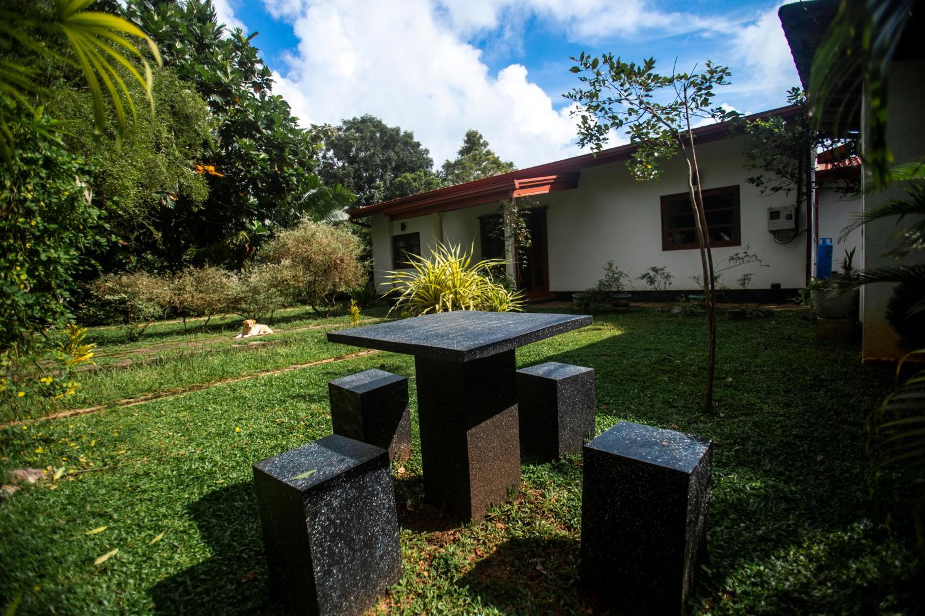 Kumbura Homestay