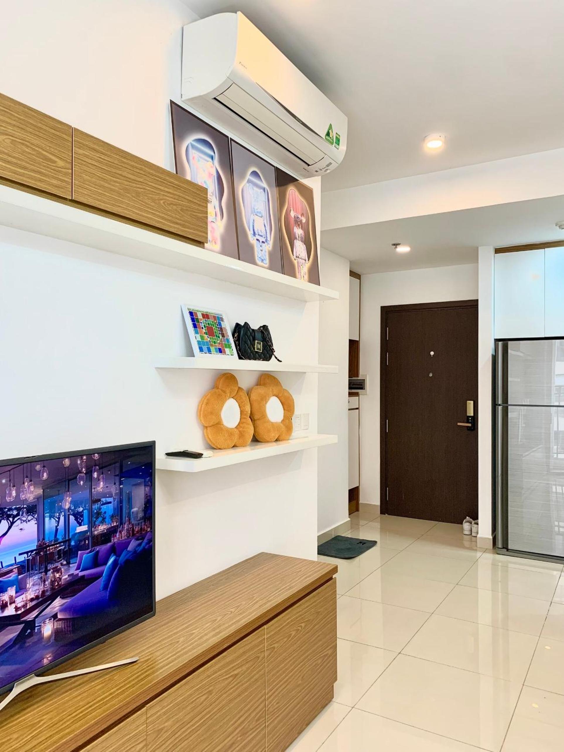 July Apartment
