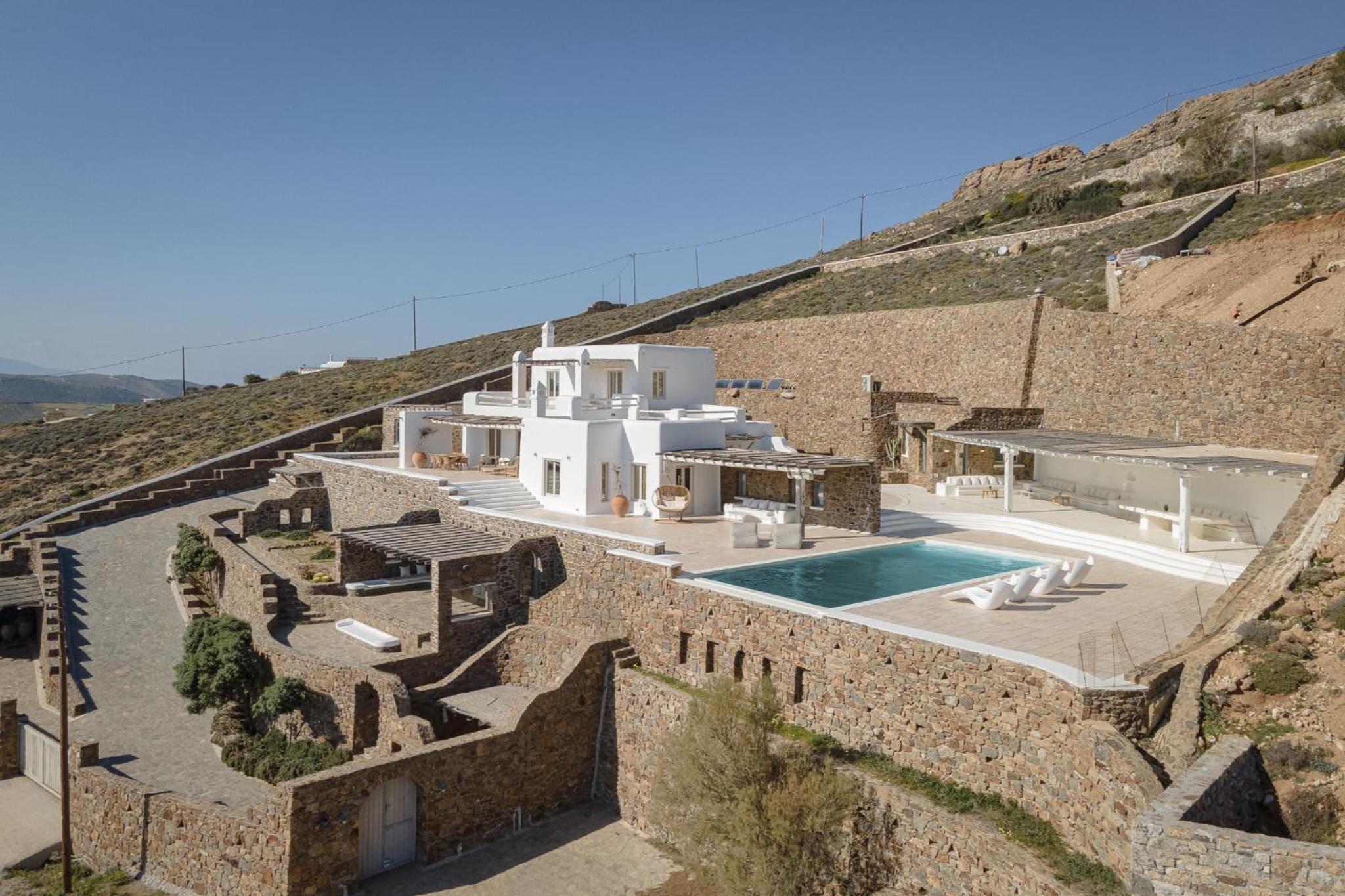 Mykonian Icon Villa