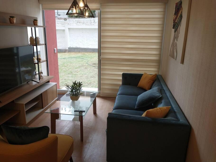Cerro Colorado, moderno dpto. con jardín interno view 3