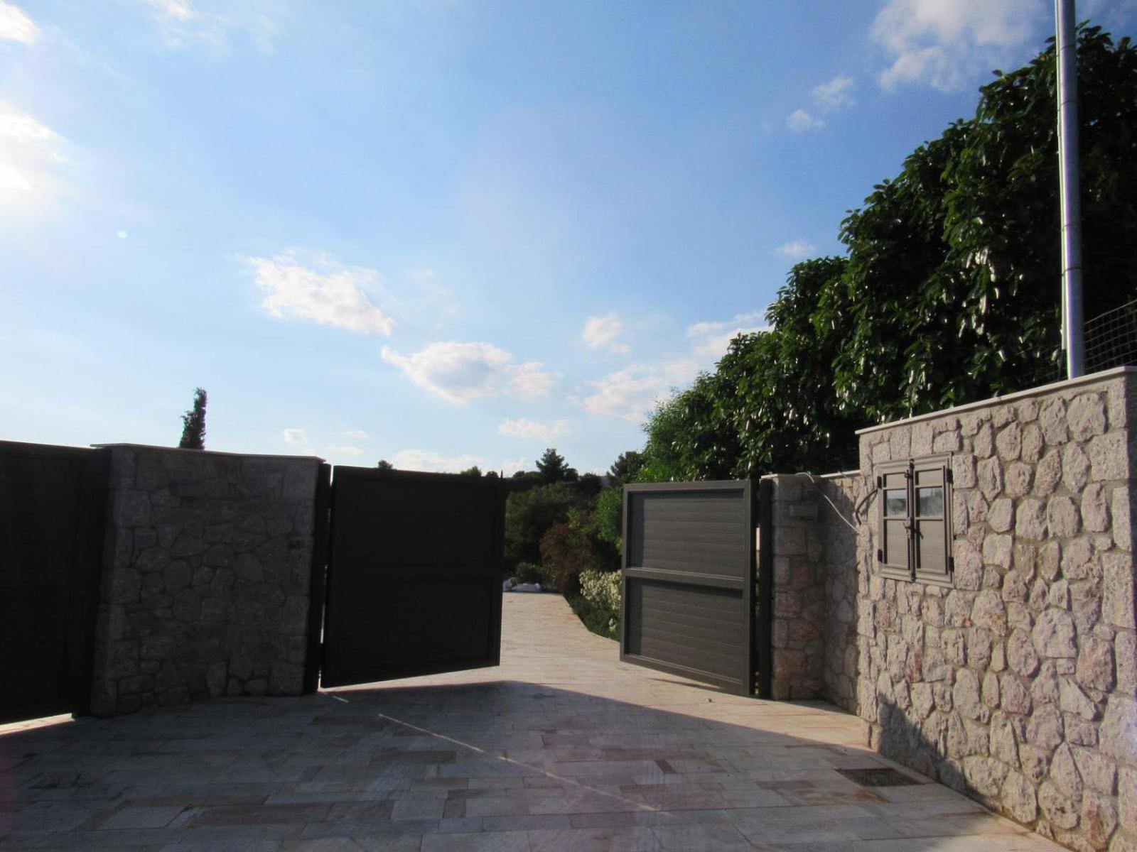 Villa Ola Kala - Private pool - Walking distance to beach view 3