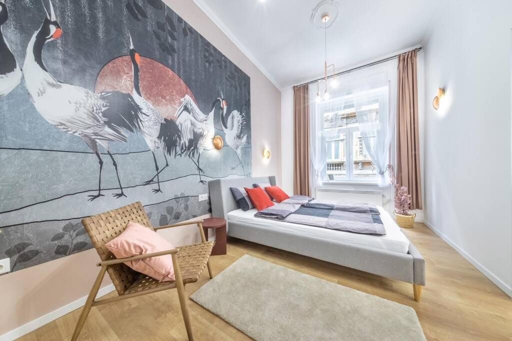 Ruby 3-Bedroom Best Location view 3