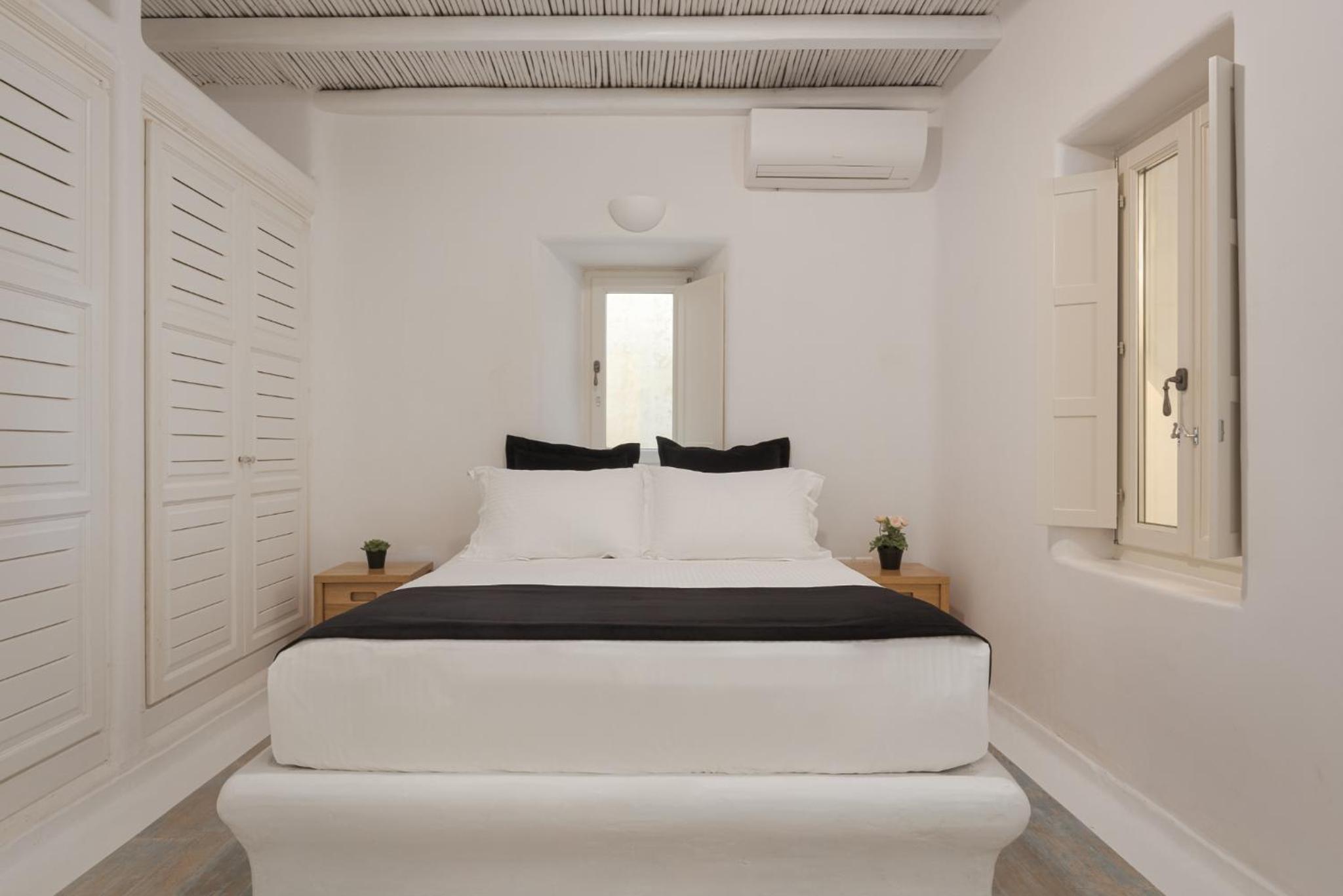 Mykonian Icon Villa