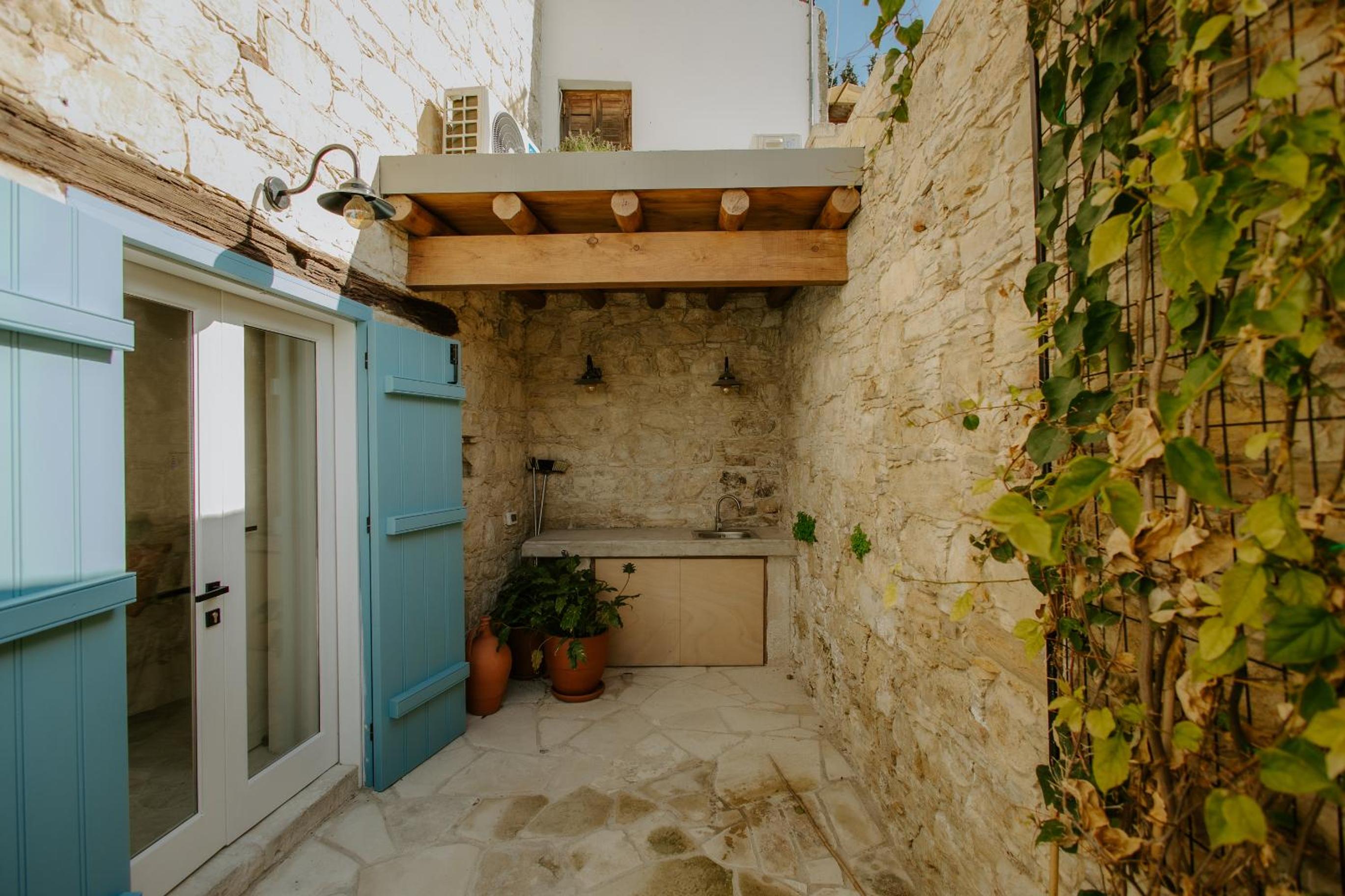 Smaragda's Guest Rooms