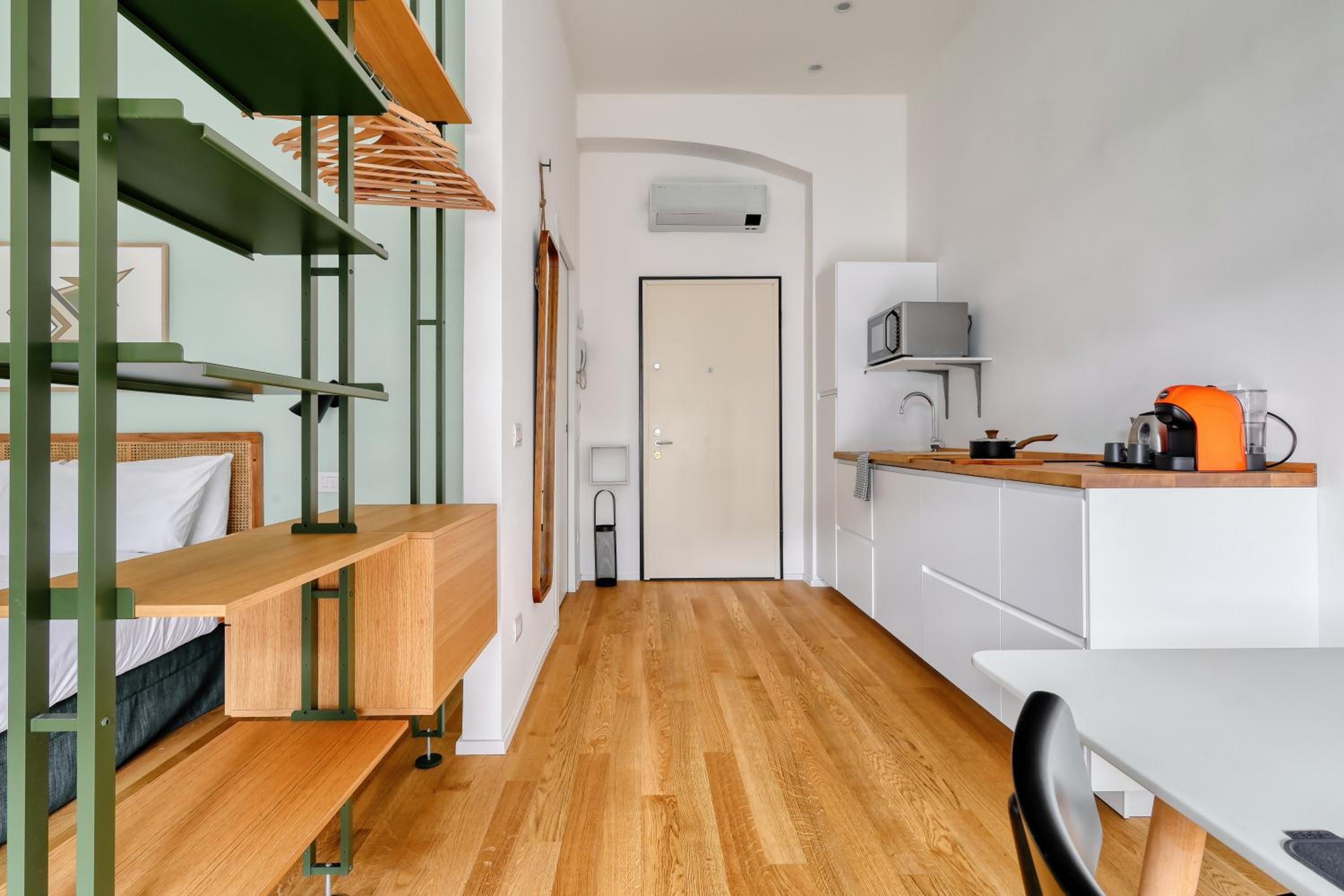 Hostmate - Milano - Via Col Di Lana - Navigli