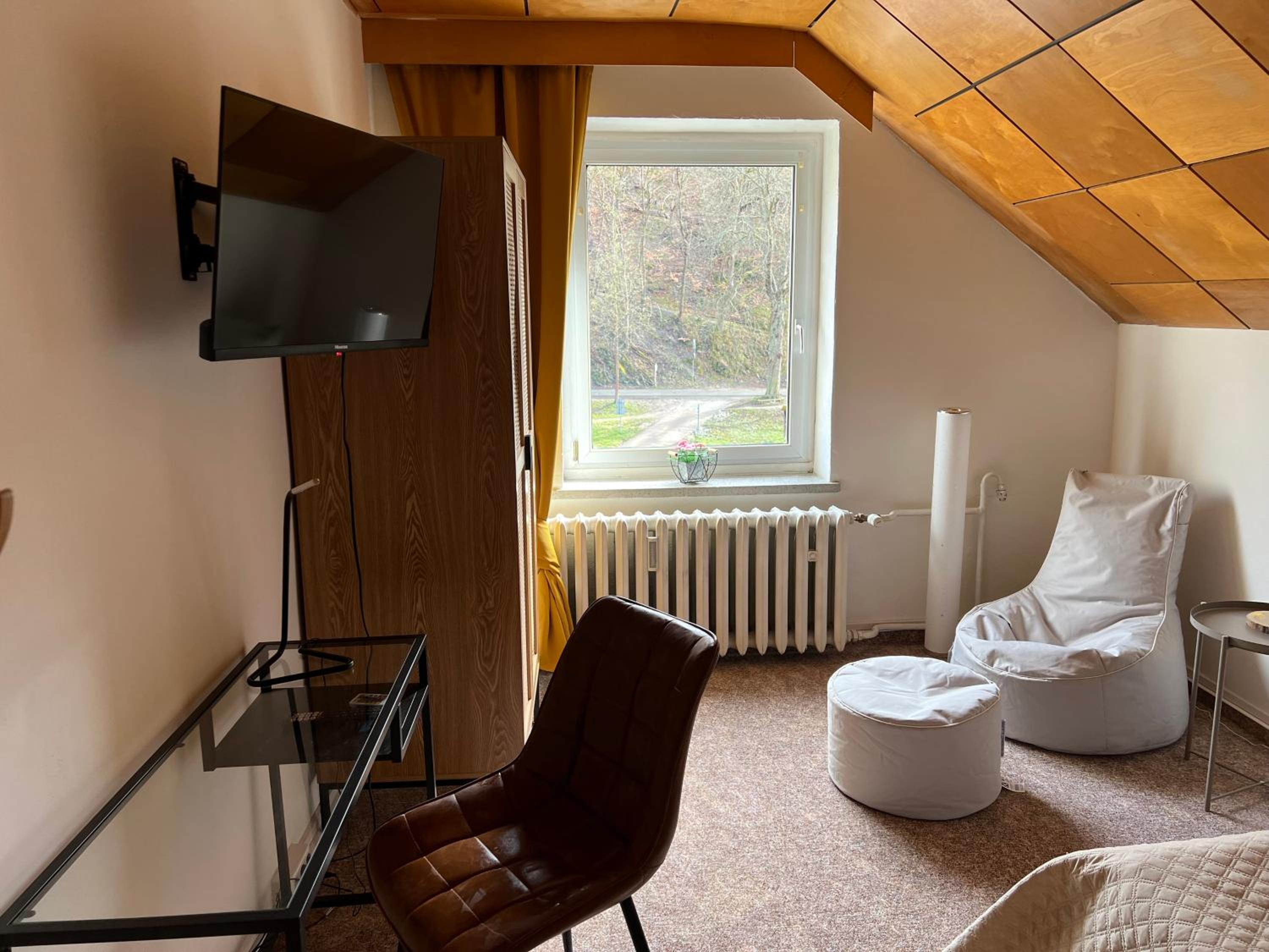 Pension Sternschnuppe, Treseburg Harz, unmittelbar am Wasser