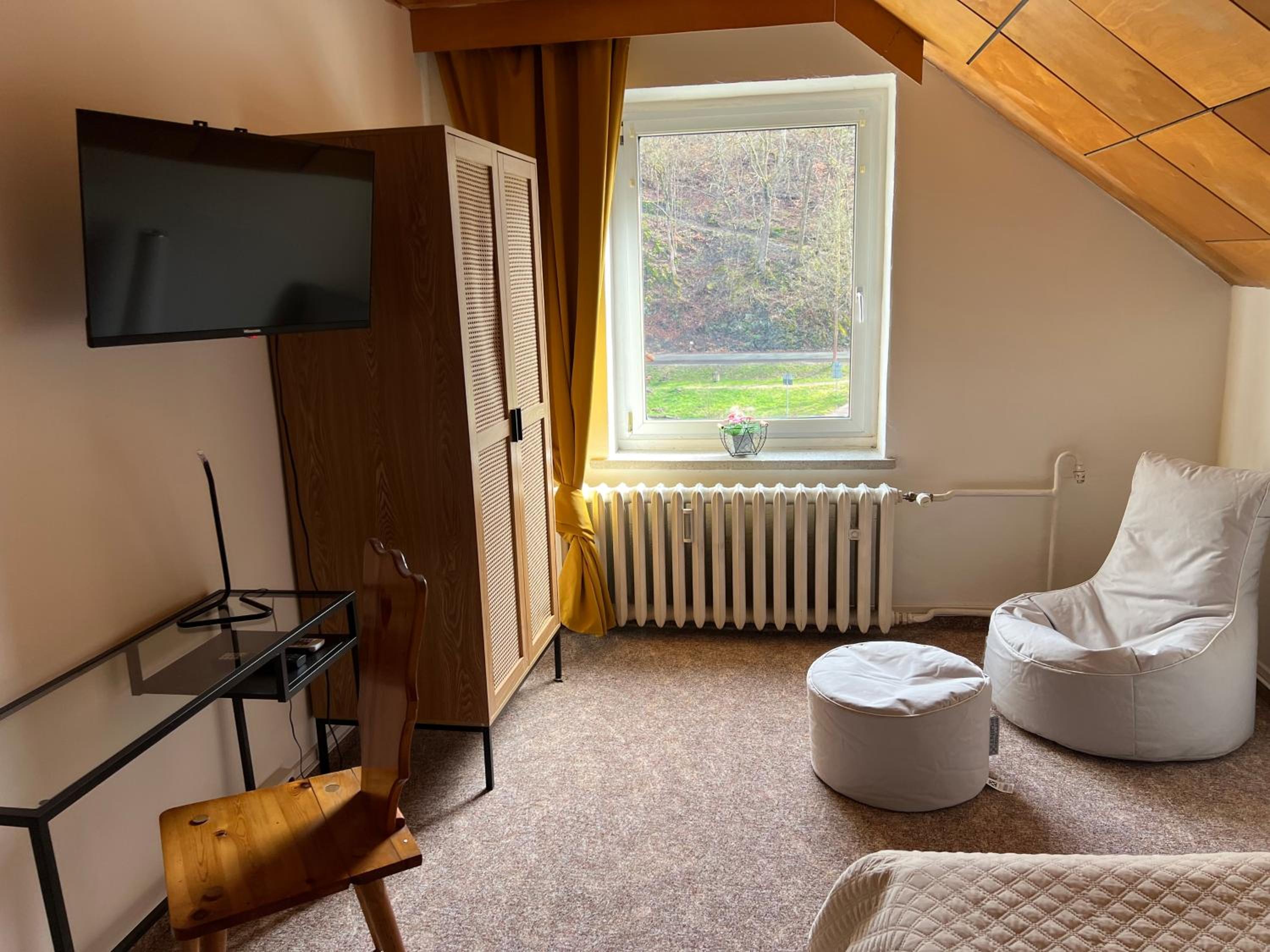 Pension Sternschnuppe, Treseburg Harz, unmittelbar am Wasser