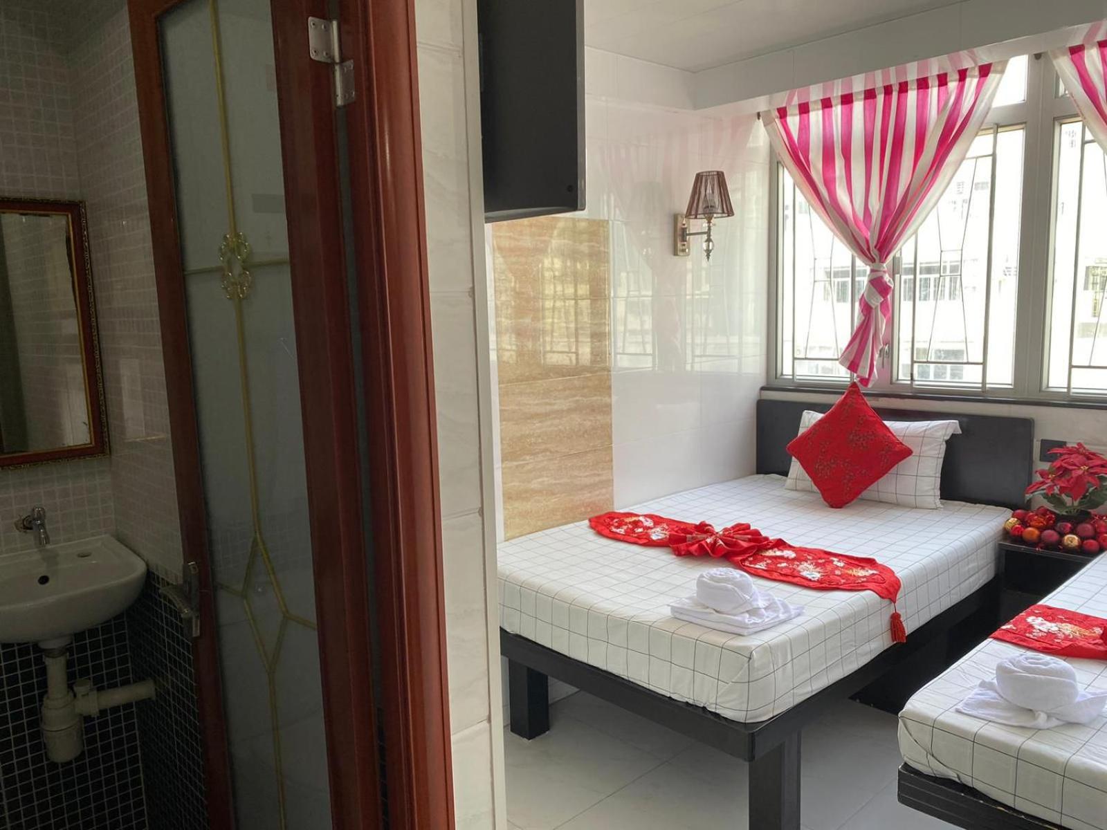 Traveller's Hostel