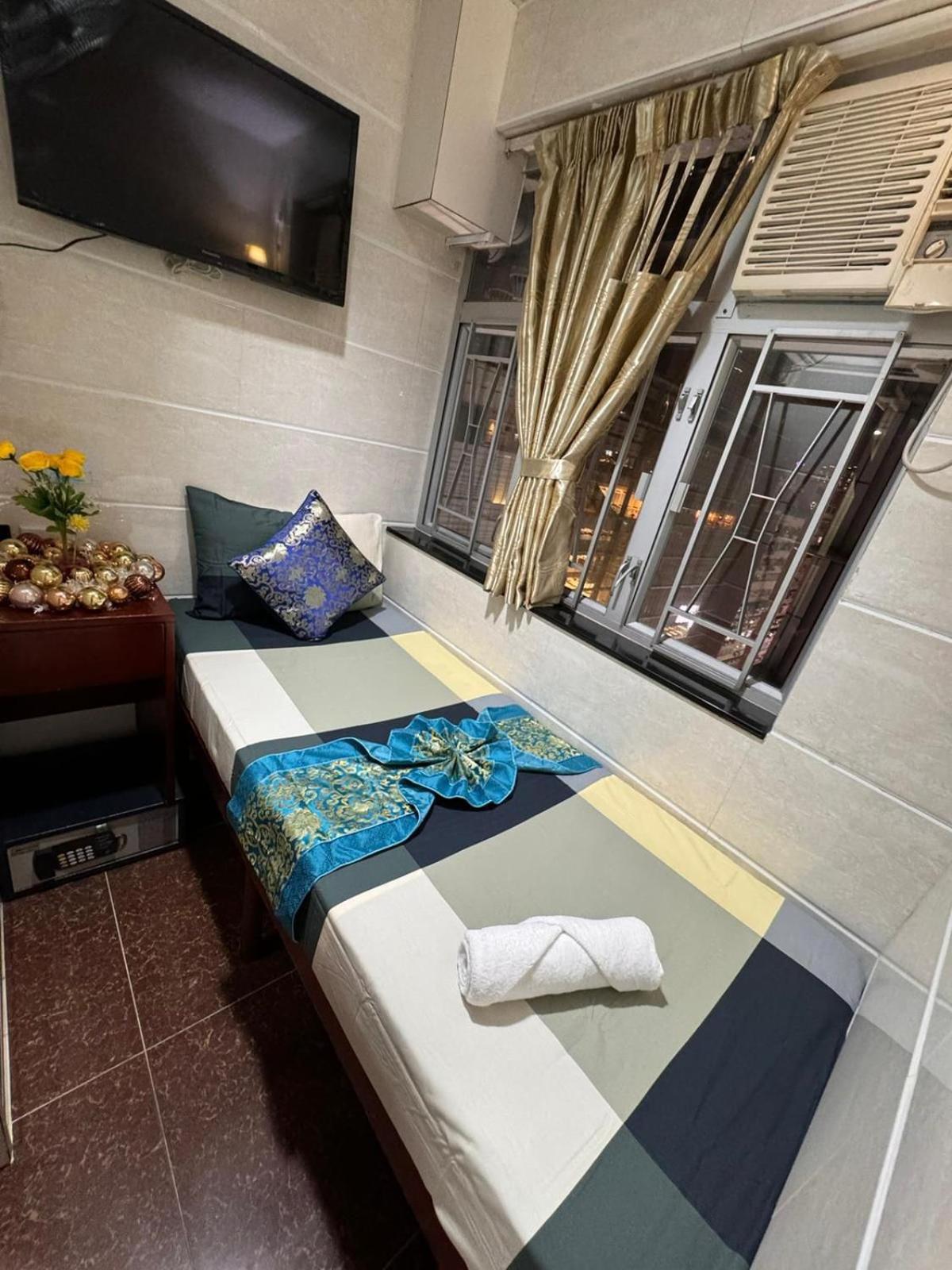 Traveller's Hostel