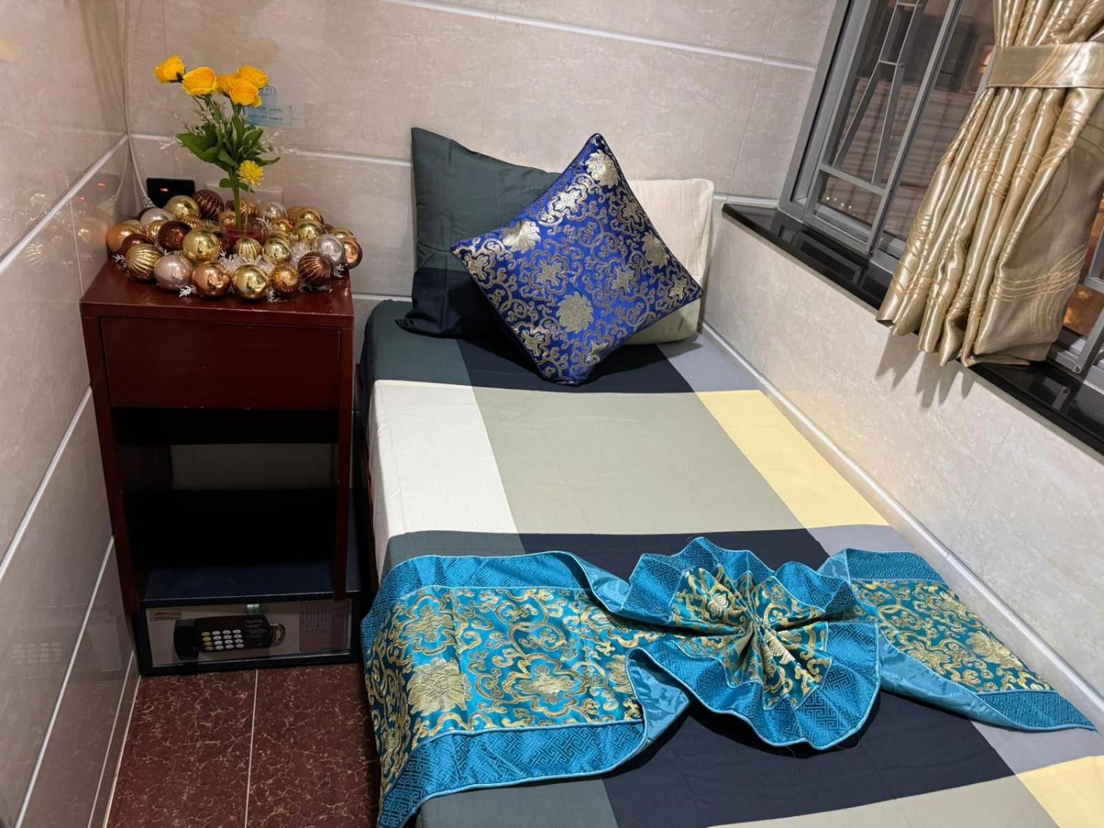 Traveller's Hostel