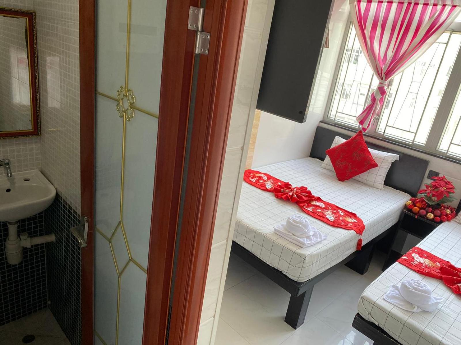 Traveller's Hostel