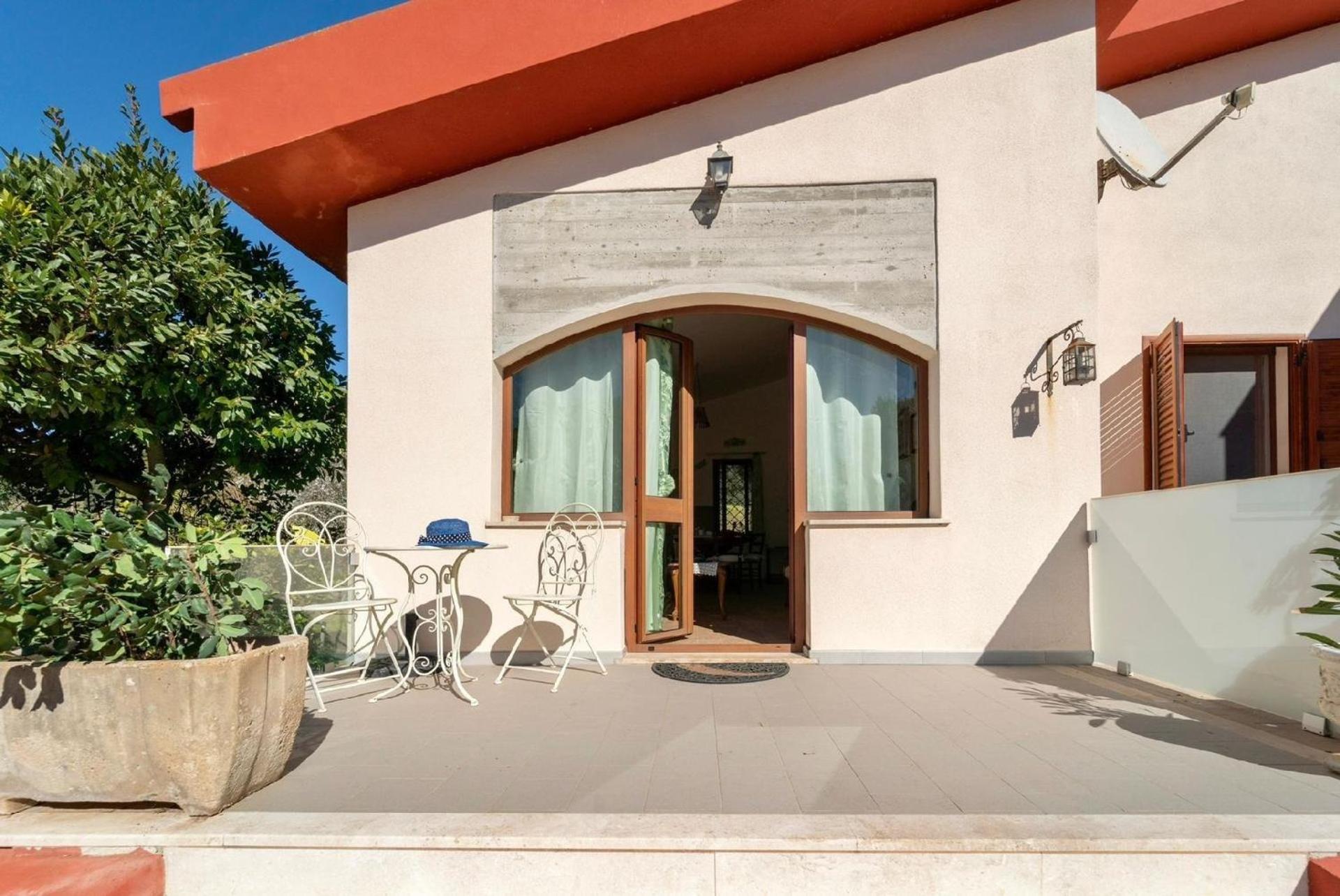 Ferienwohnung für 4 Personen ca 90 qm in Alghero, Sardinien Sassarese view 4