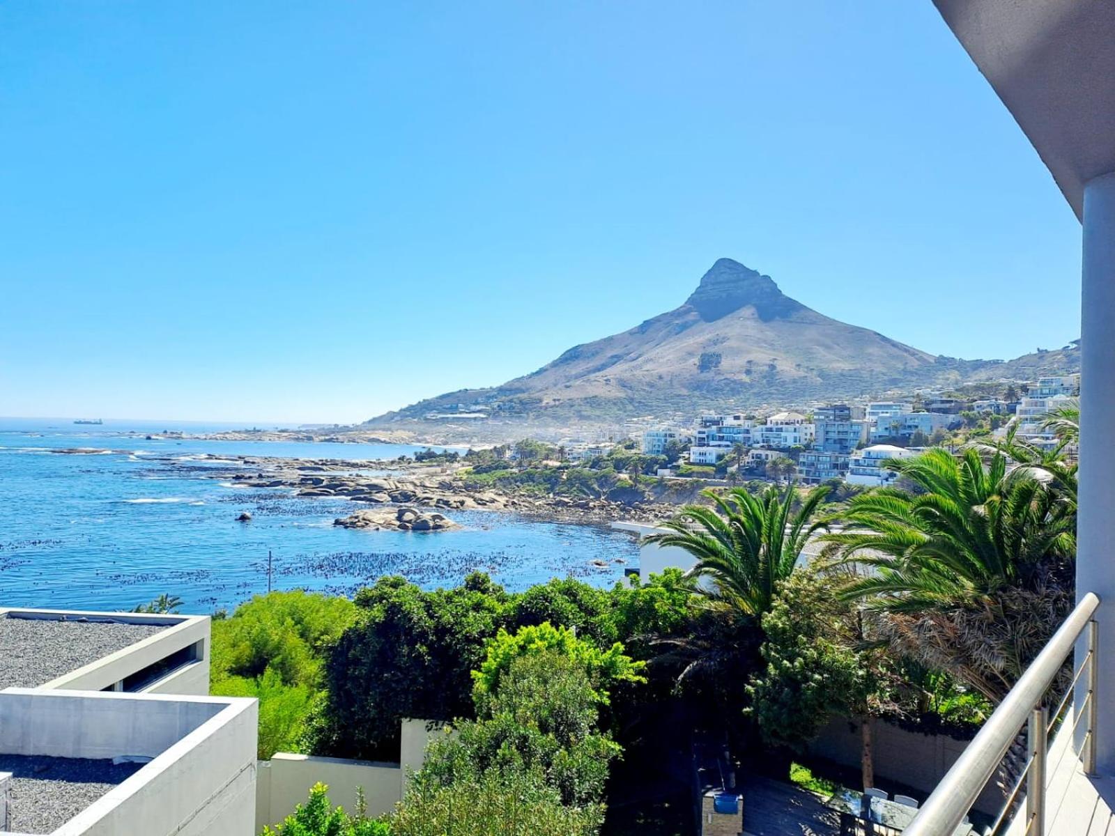 Stylish Penthouse with 180 degree Ocean Views! view 4