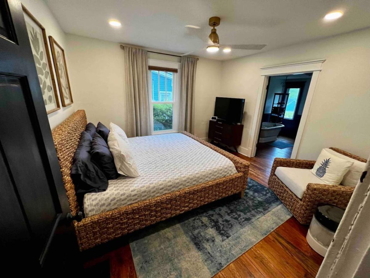 Nashville Fatherland Cottage