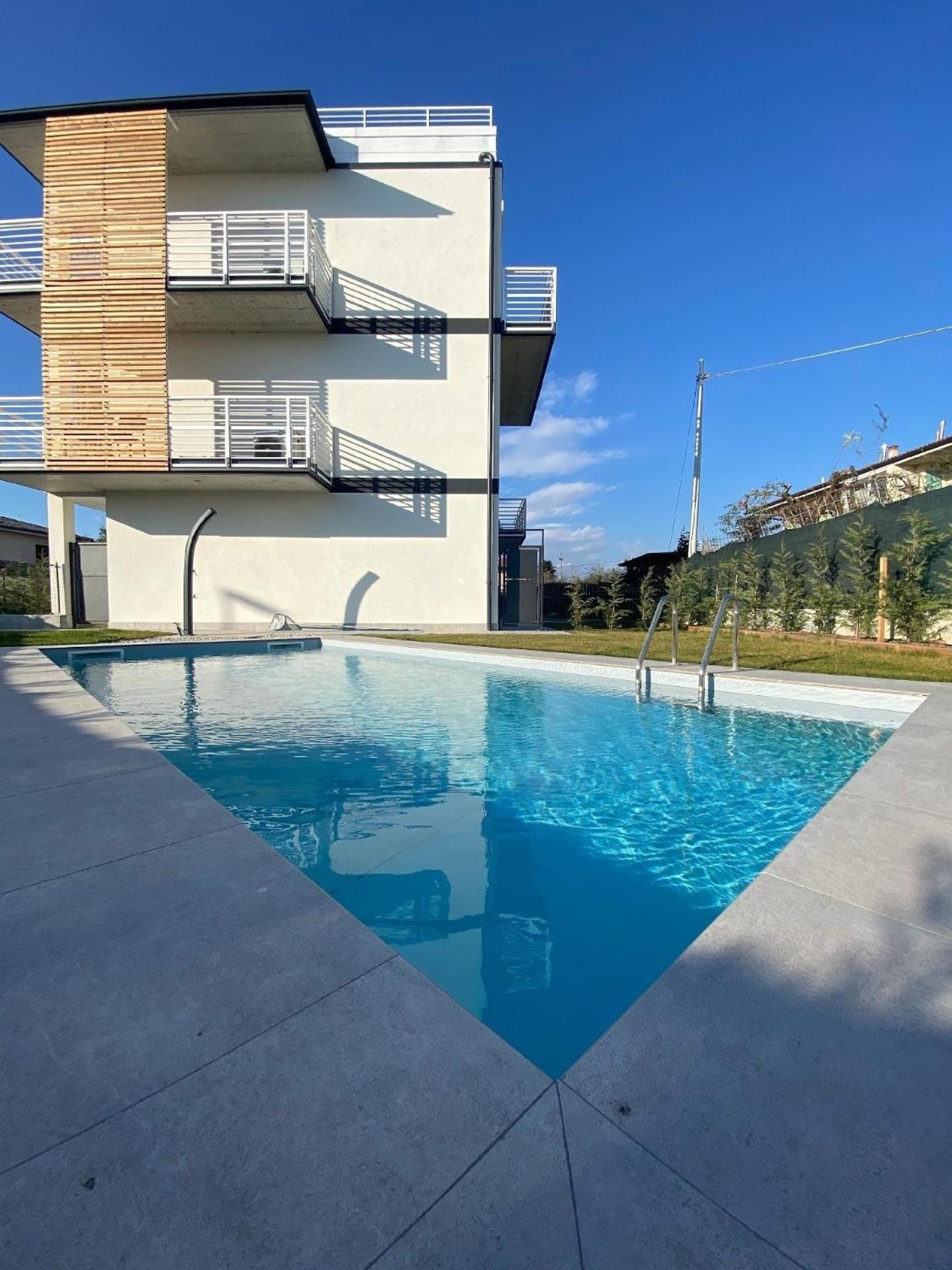 Ferienwohnung für 2 Personen 2 Kinder ca 60 qm in Lazise, Gardasee Ostufer Gardasee view 5