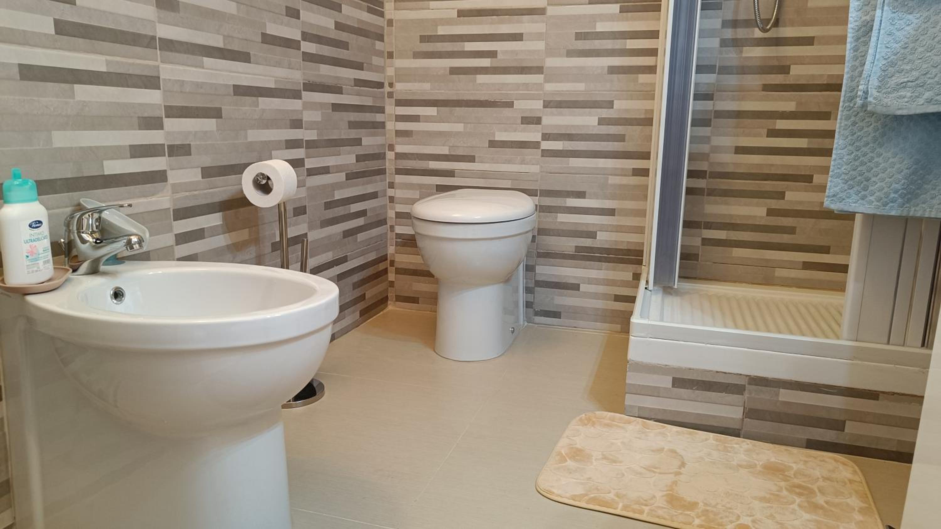 Maya guest house en Vietri — bathroom