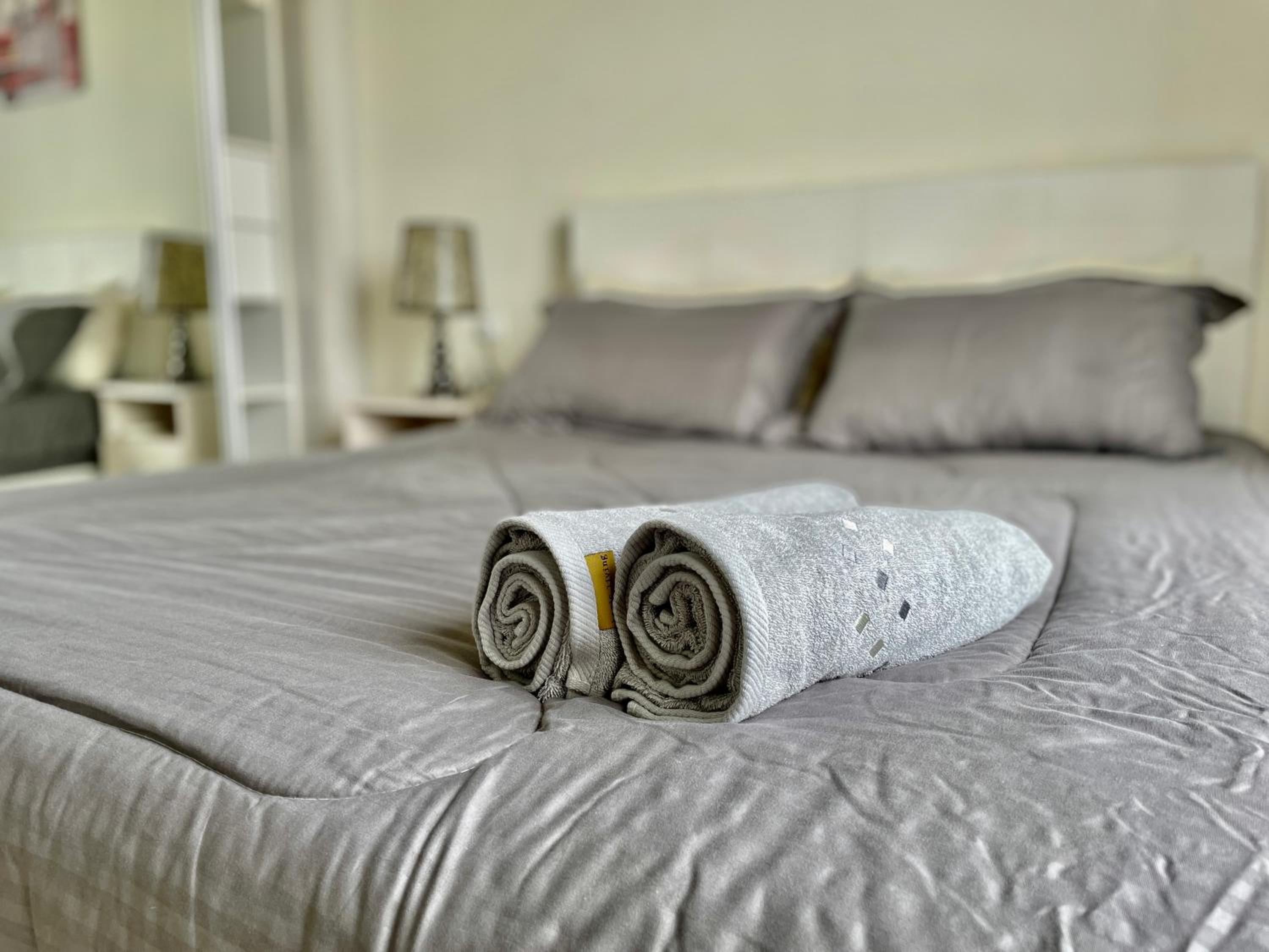 Hyve Comfortable Home