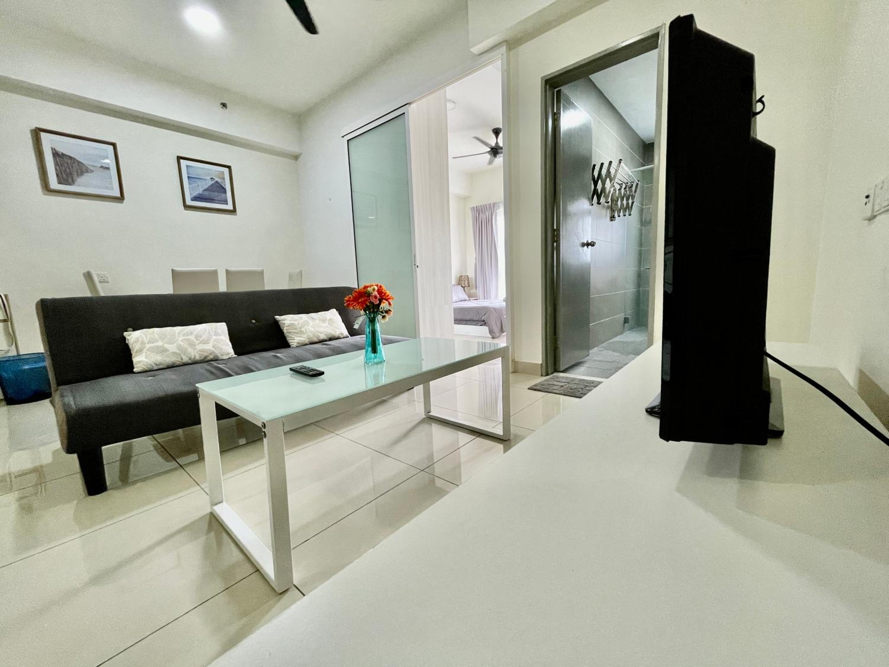 Hyve Comfortable Home