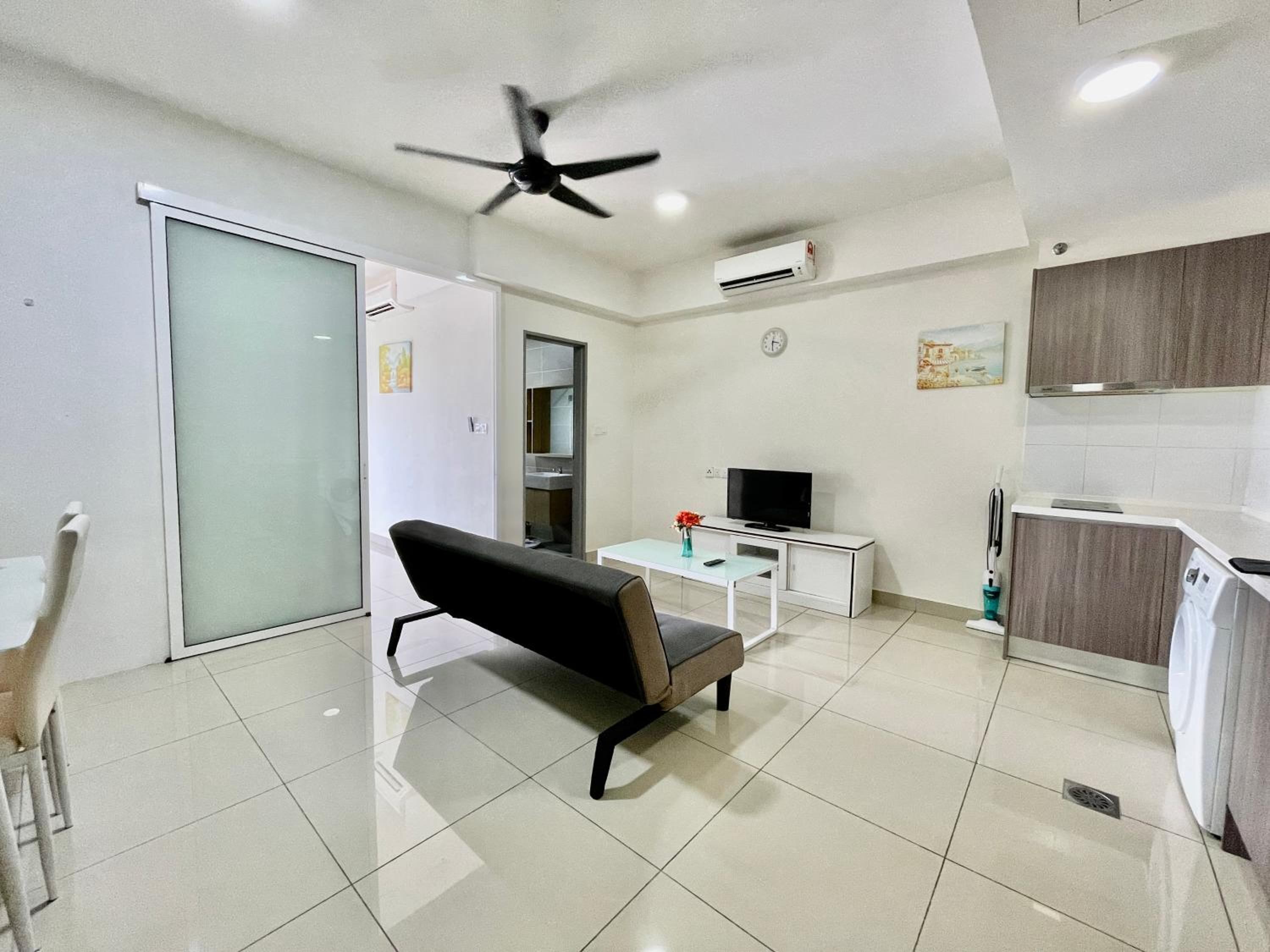Hyve Comfortable Home