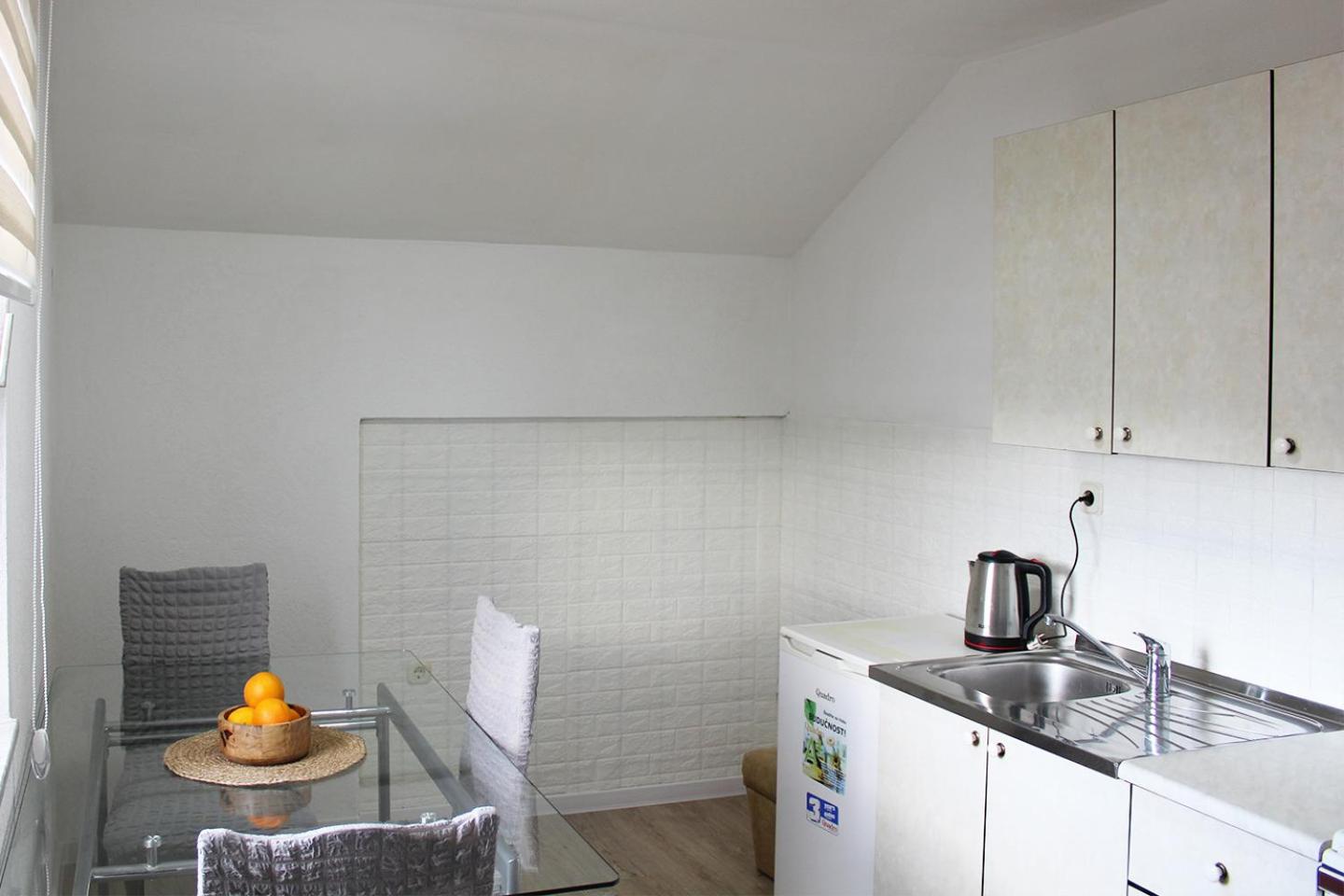 Farah Apartment