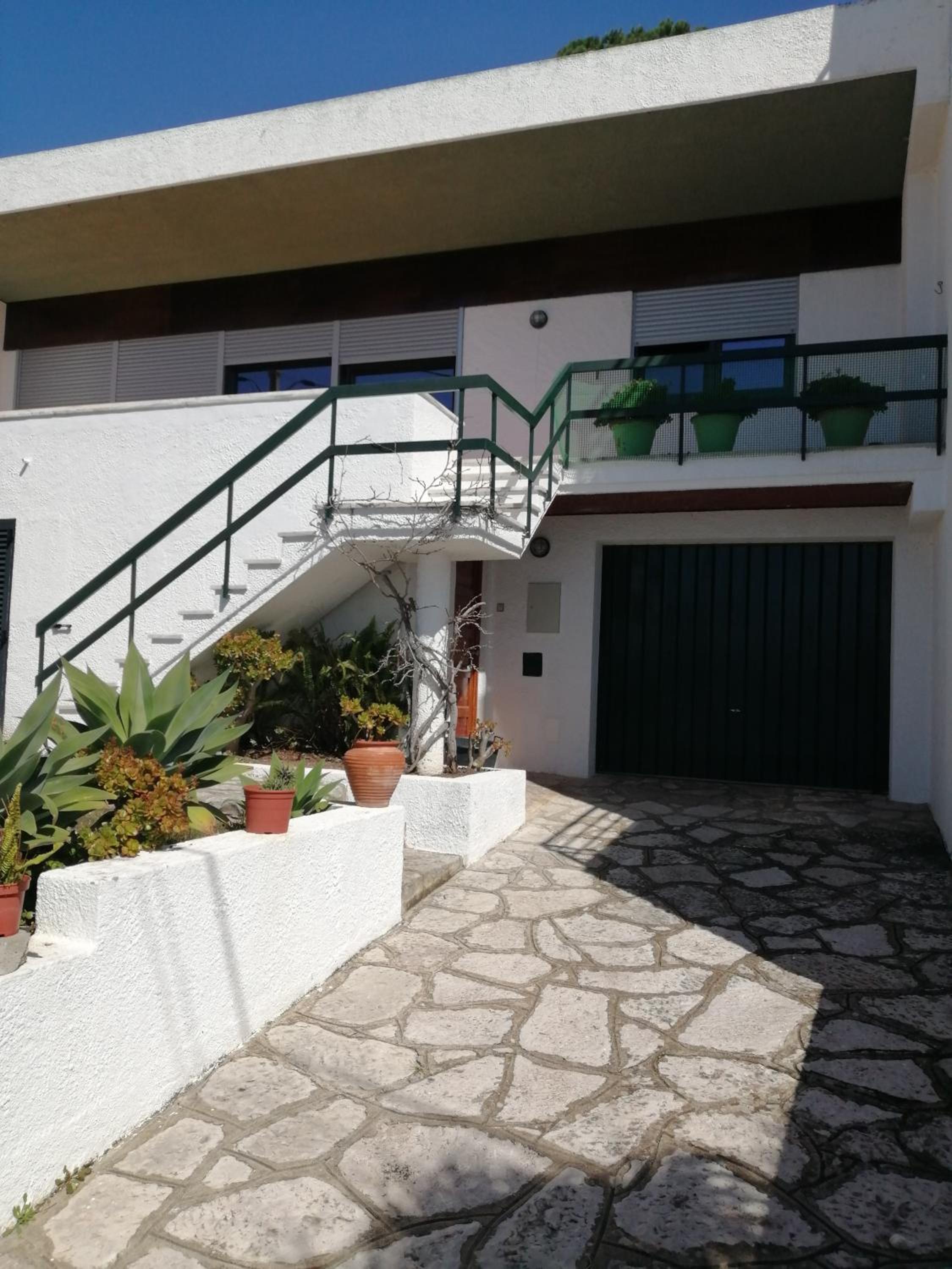 BALCONY TO THE SEA HOUSE view 2