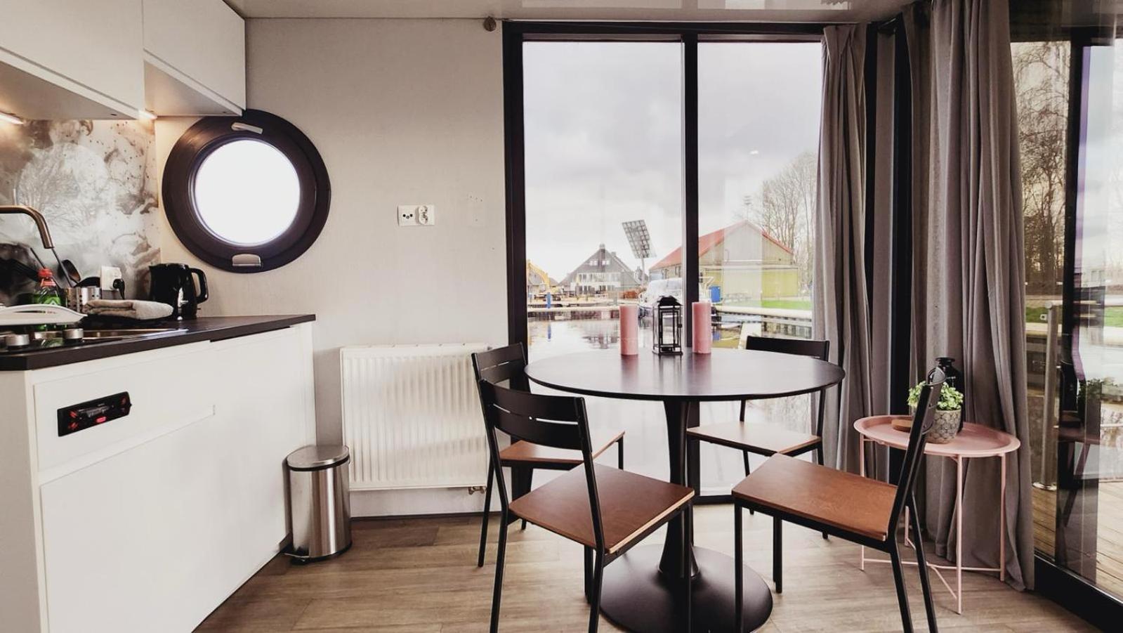Charming Houseboat in Friesland