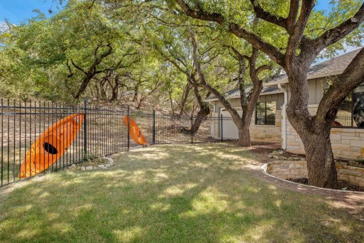 Private Lake Travis home with hot tub amenities - Property Image 57