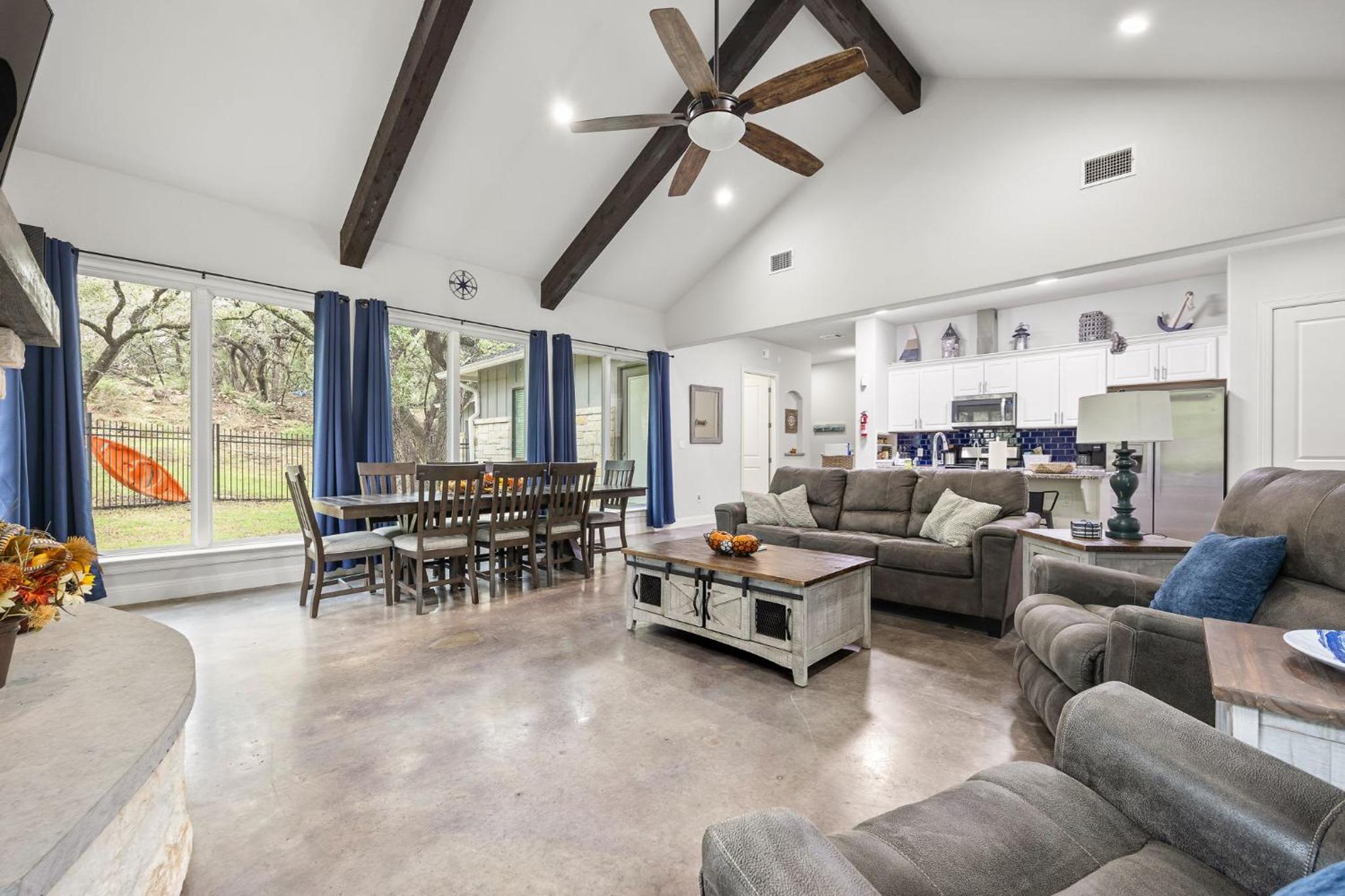 Private Lake Travis home with hot tub amenities - Property Image 8