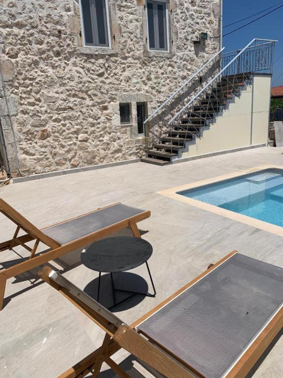 Mangata suites homes with private pools view 3