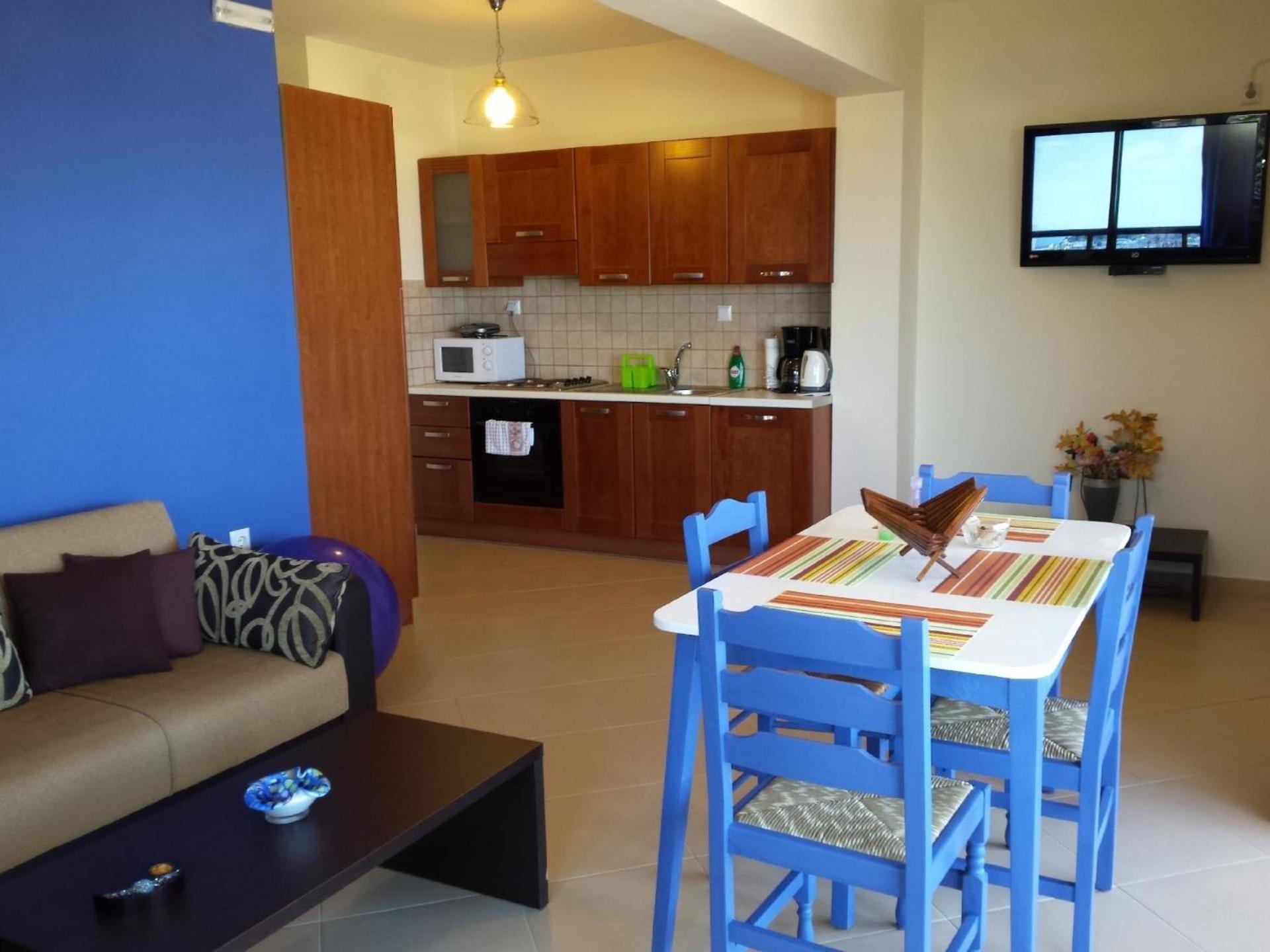 Ferienwohnung für 5 Personen ca 65 qm in Agia Marina, Kreta West-Kreta view 4