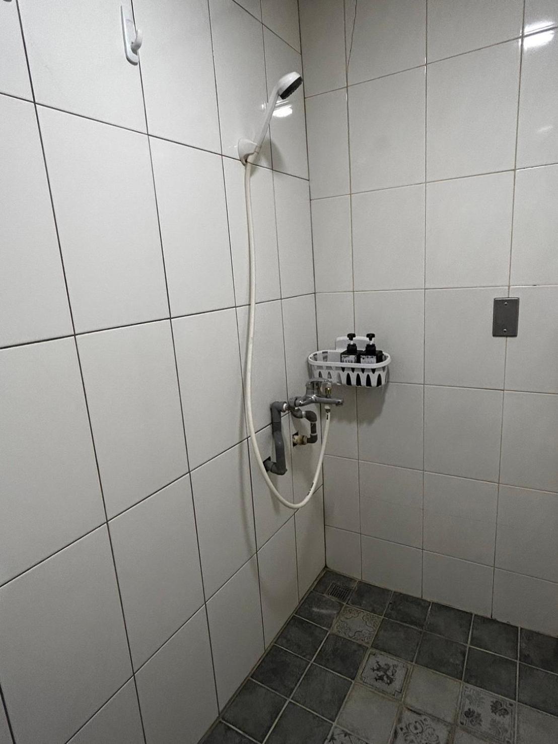 Photo 33